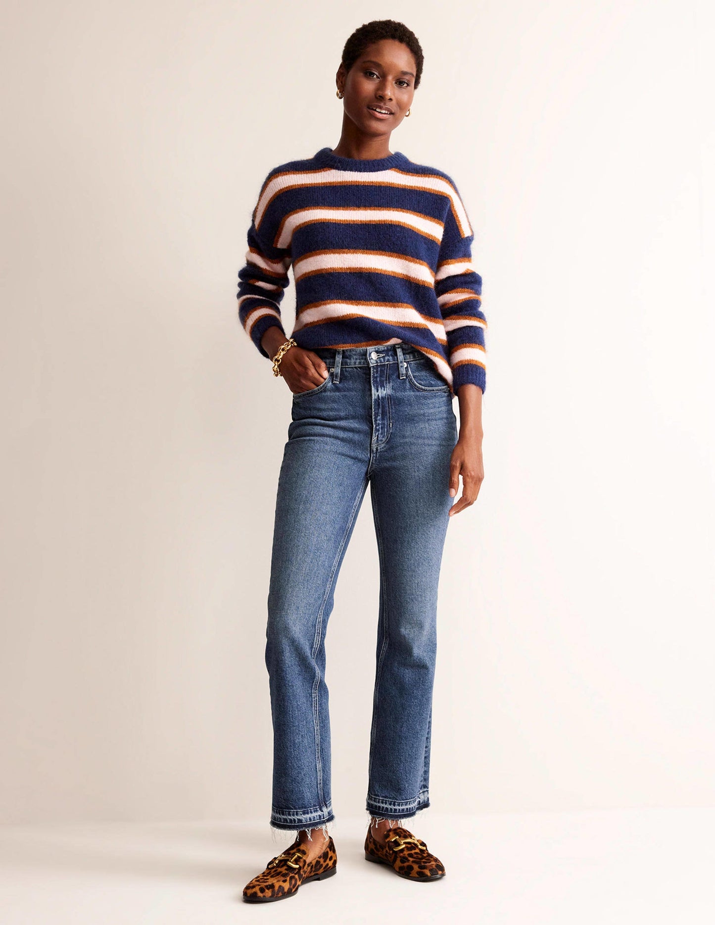 Mittelhohe Jeans mit Schlag-Dunkles Vintageblau