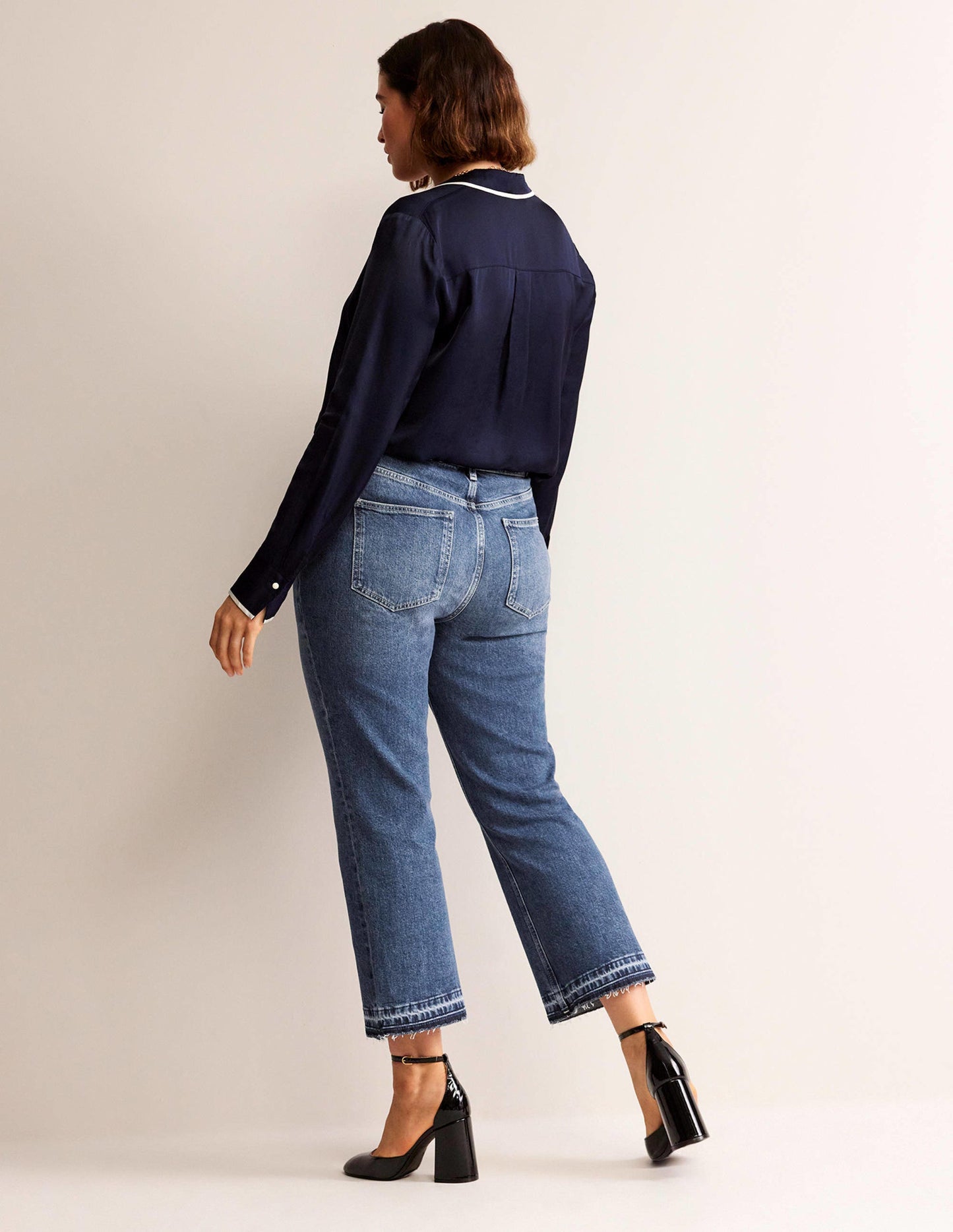 Mittelhohe Jeans mit Schlag-Dunkles Vintageblau