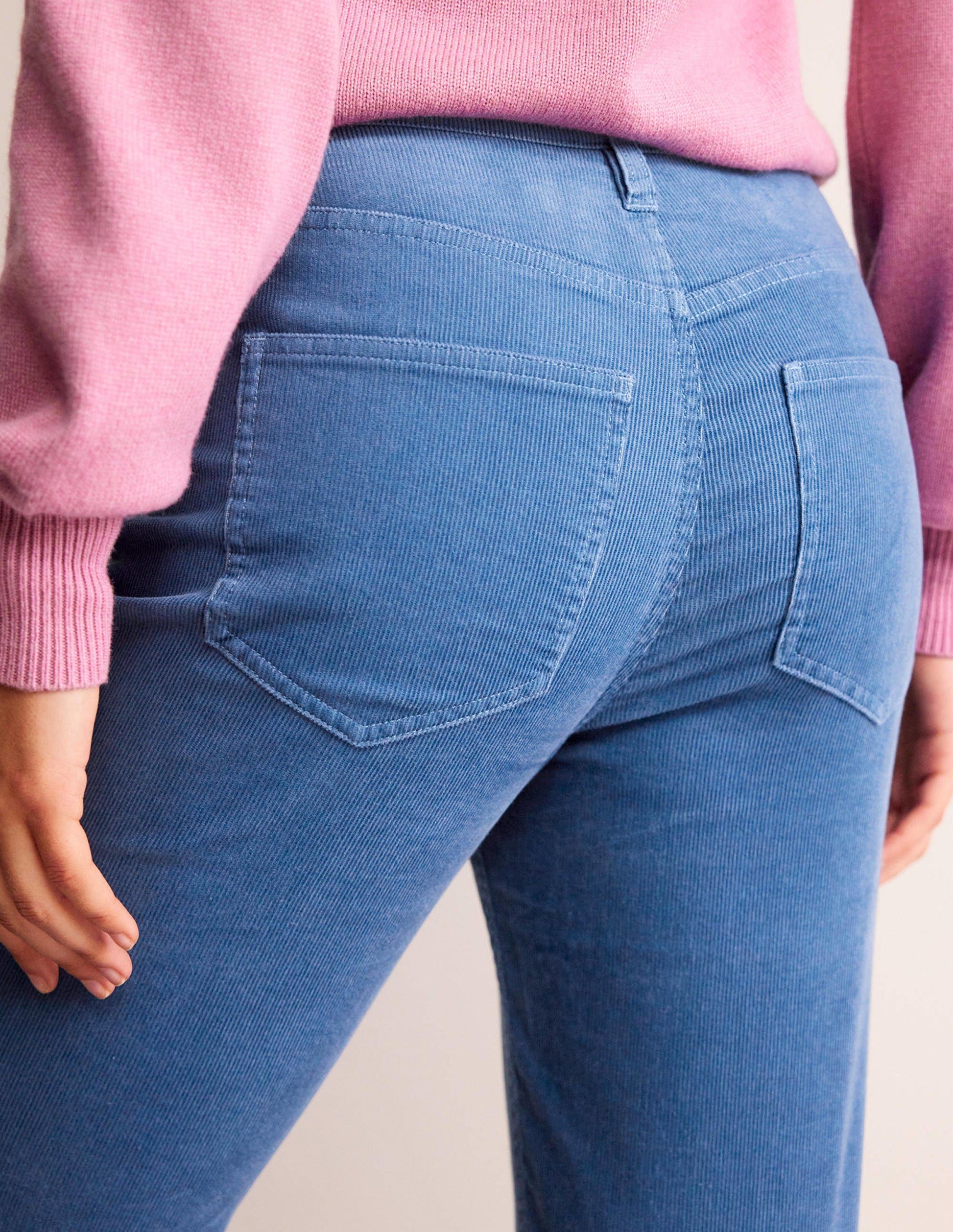 Schmal geschnittene Cord-Jeans mit 5 Taschen-Azurblau-2