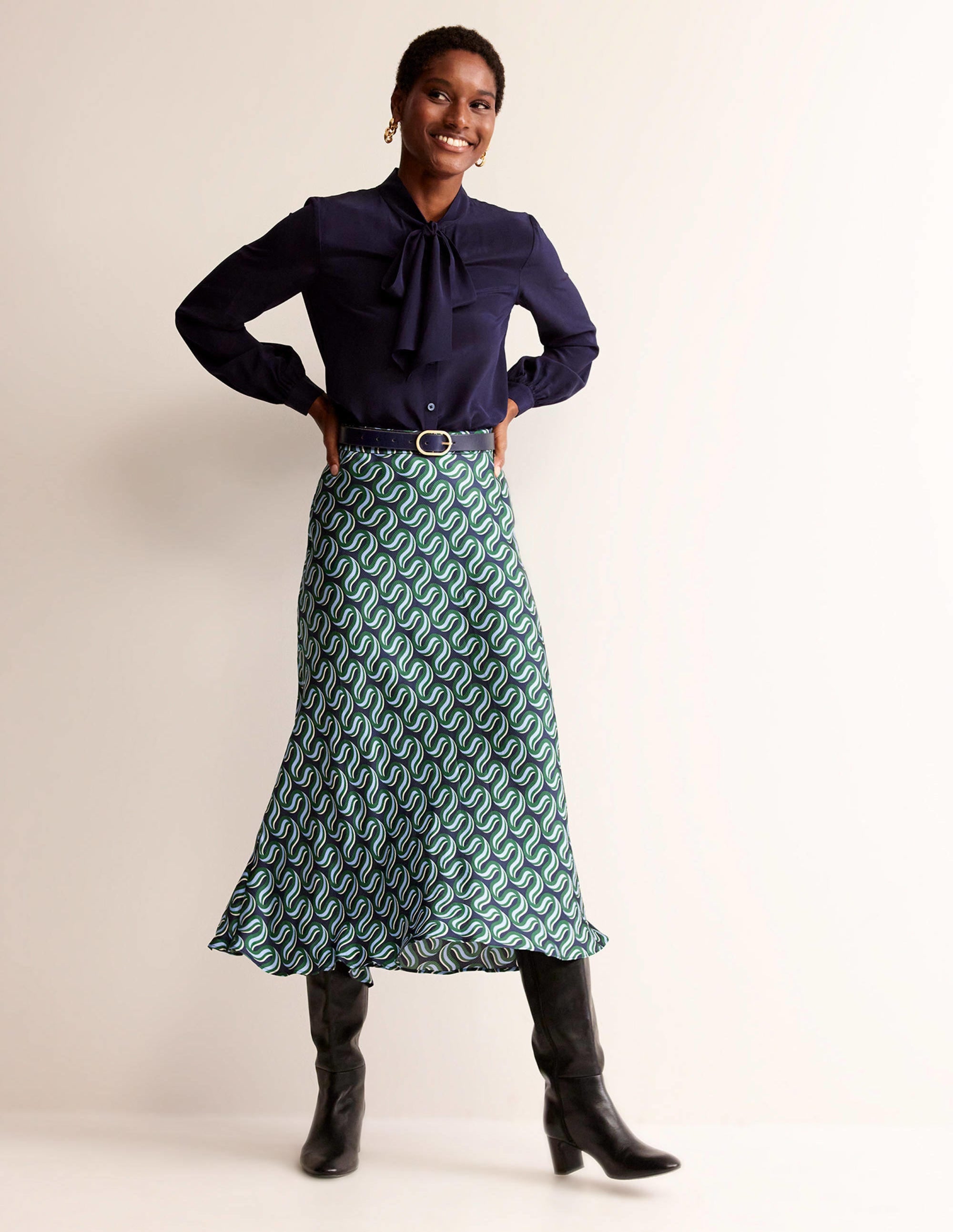 Jupe midi Cecelia-Vert amazonien, Motif Ribbon Wave - Image 1