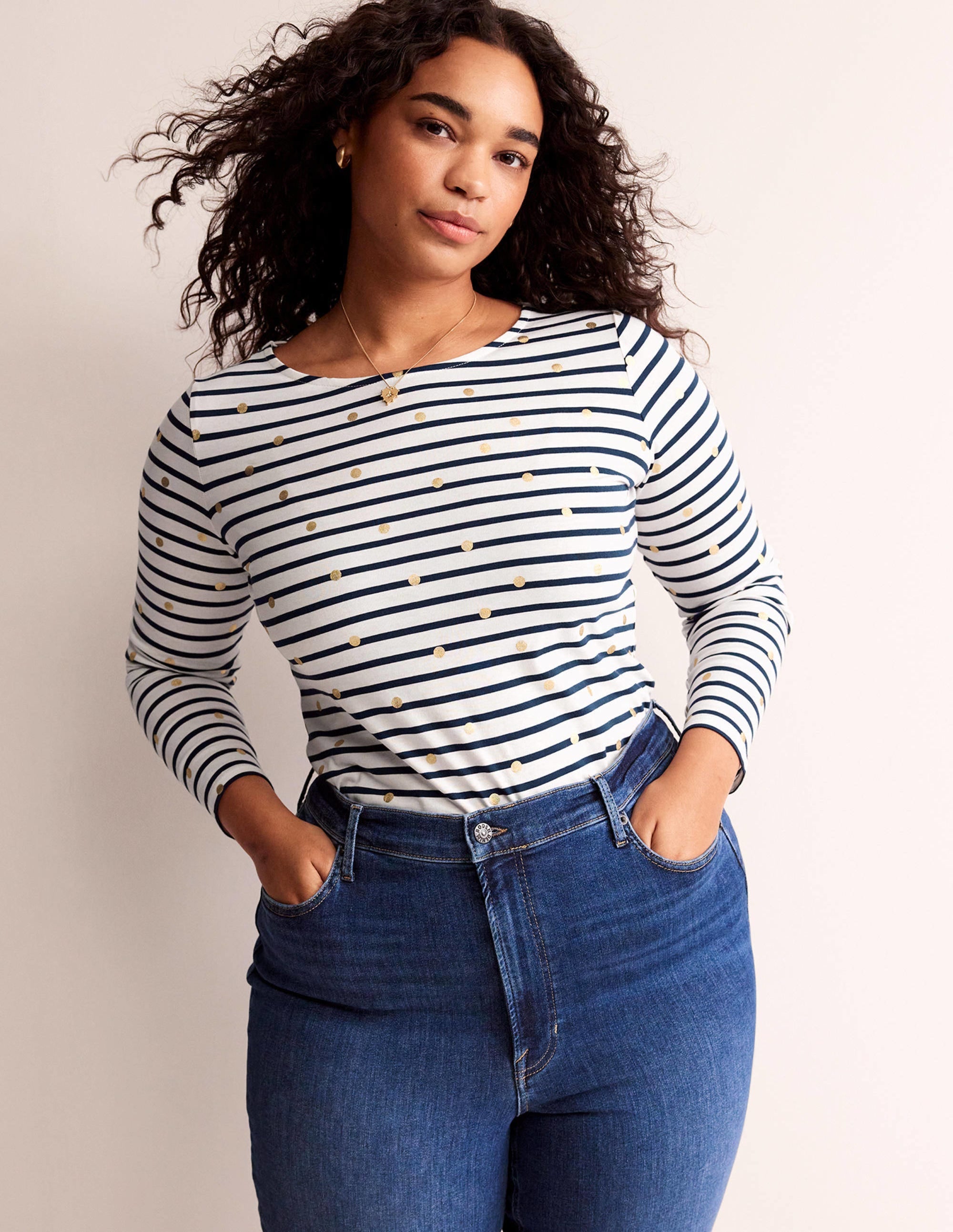 Ella Breton-Shirt mit langen Ärmeln-Naturweiß, Marineblau Folien-Punkte - Image 5