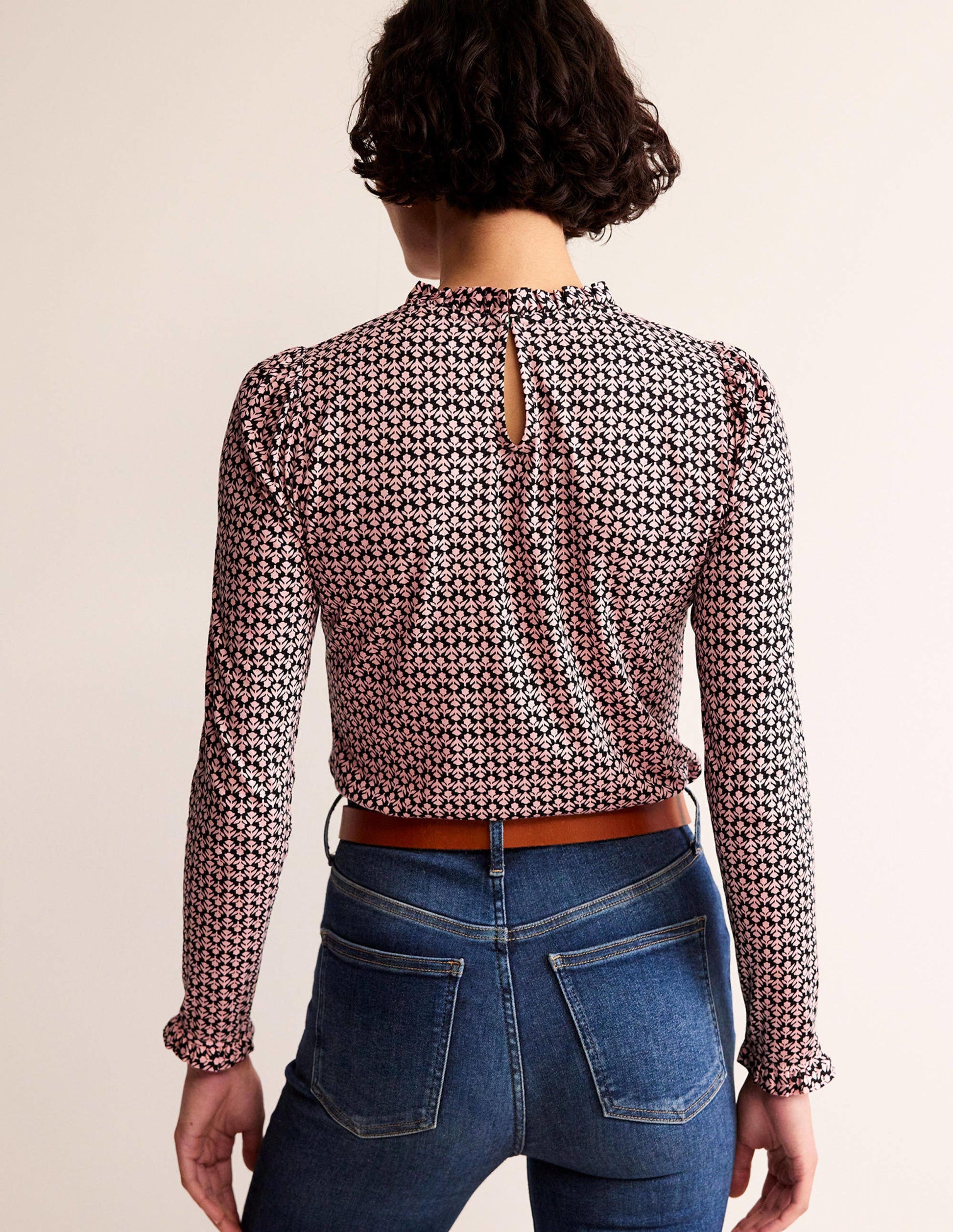 Top volanté ultra-doux-Noir et milkshake, motif Tulip Pop-3