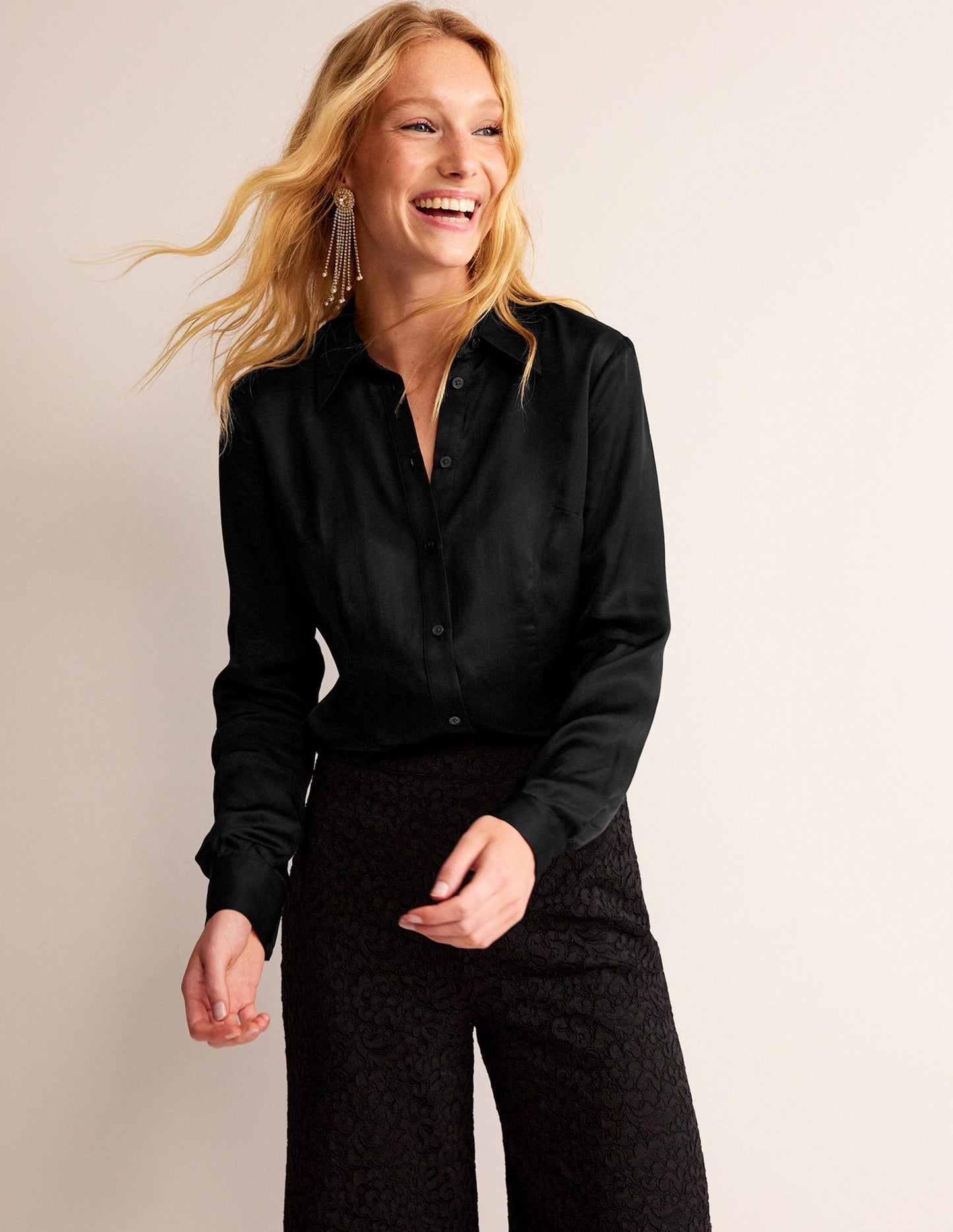 Saskia Satin Shirt-Black