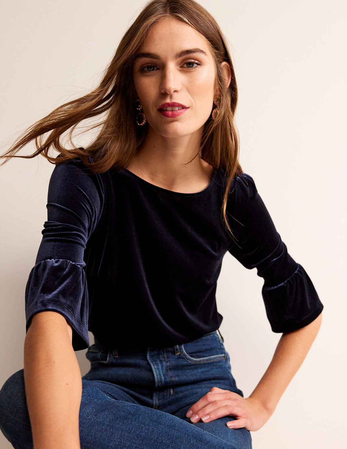 Velvet Ruffle Cuff Top-Navy-4