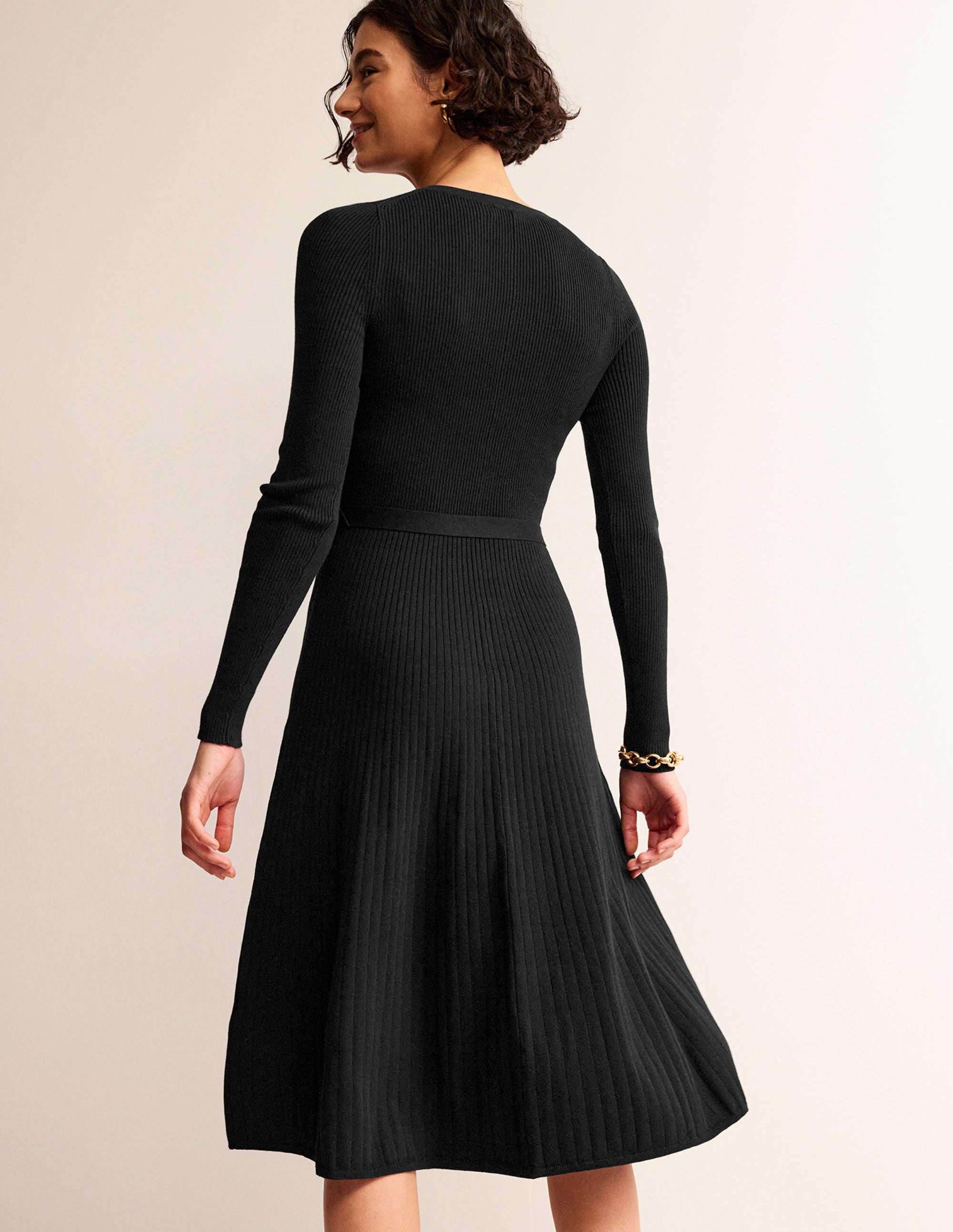 Lola Knitted Midi Dress-Black - Image 4