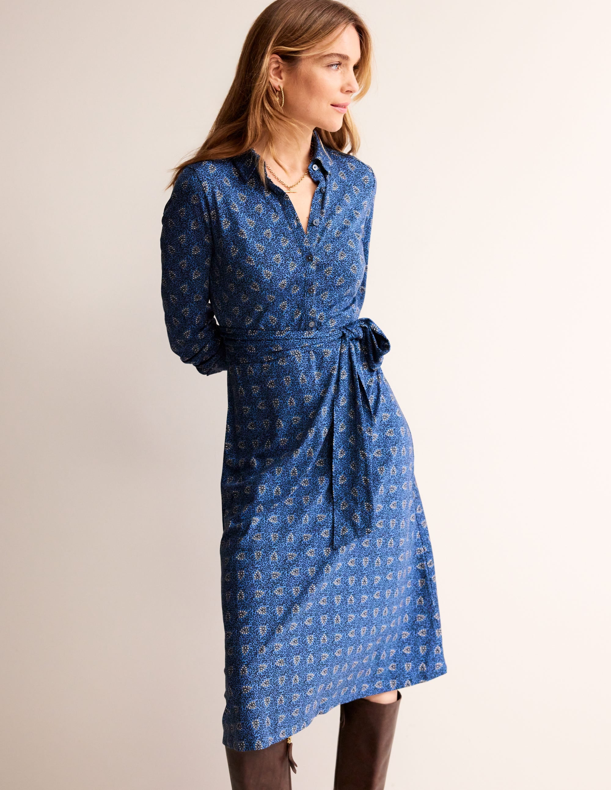 Robe-chemise midi Laura en jersey-Bleu azur, motif Celosia Bud - Image 1