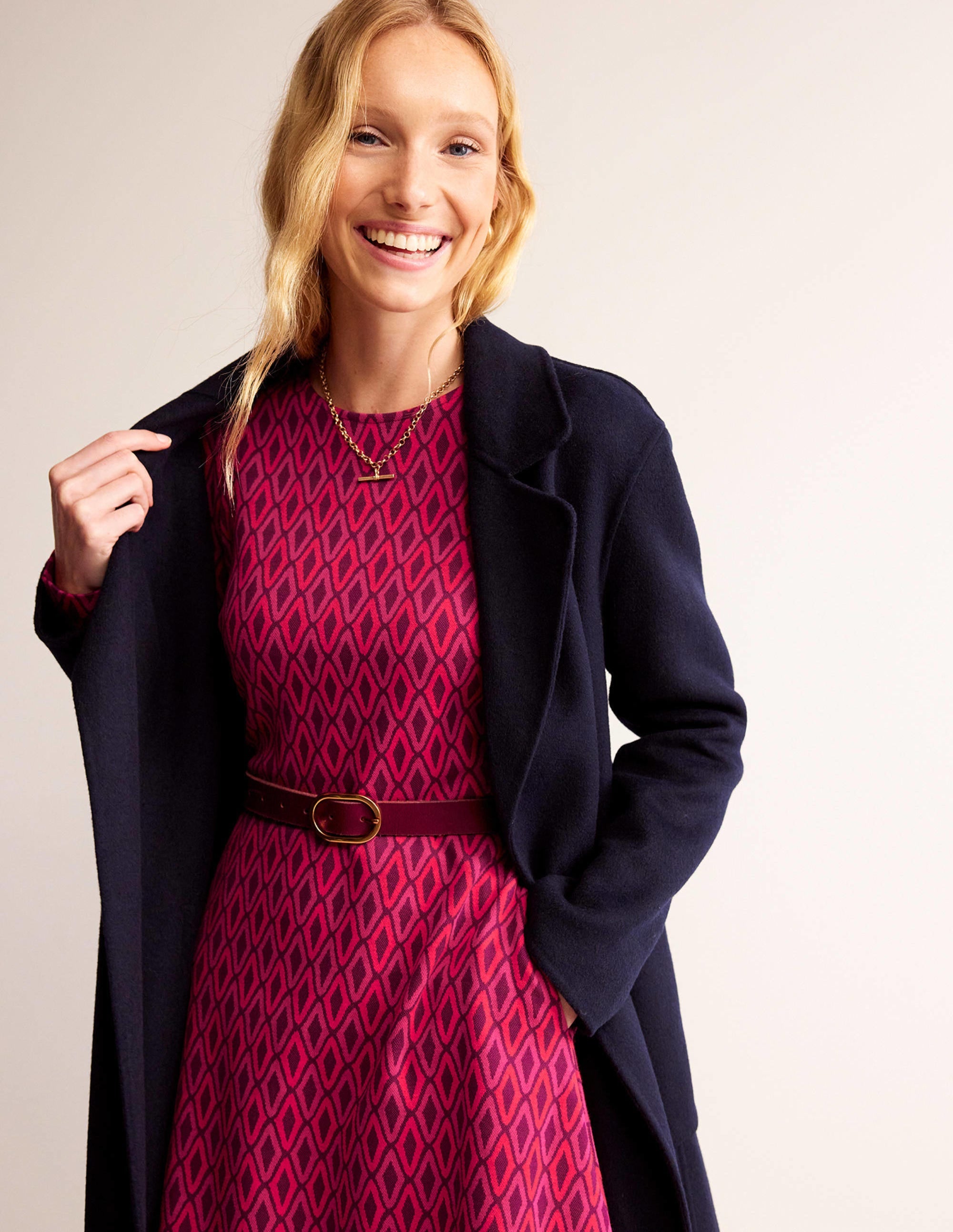 Kurzes A-Linien-Kleid aus Jacquard-Kräftiges Rosa, Azurblau Jacquard - Image 1