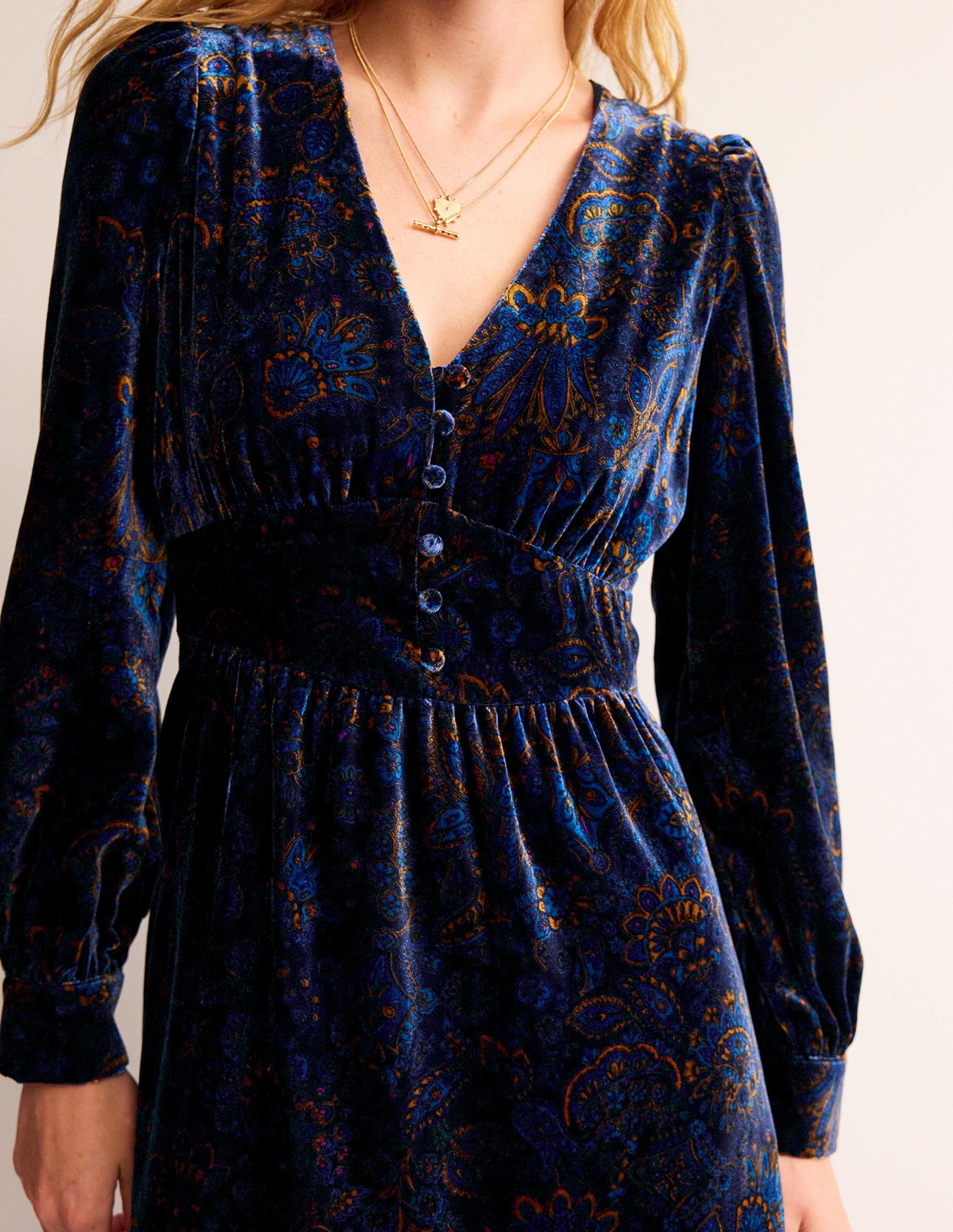 Elise Edelstein-Midikleid aus Samt-Französisches Marineblau, Azaleenblüte-4