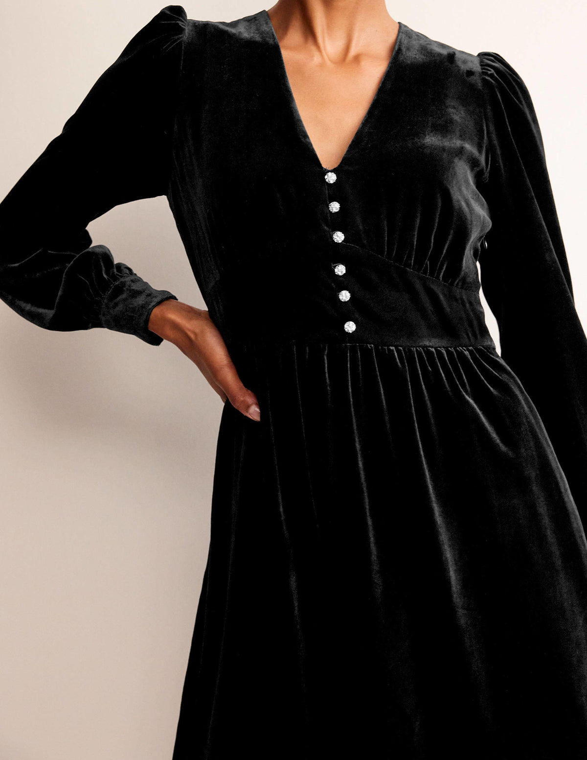 Elise Midikleid aus Samt mit Schmucksteinen-Schwarz-2