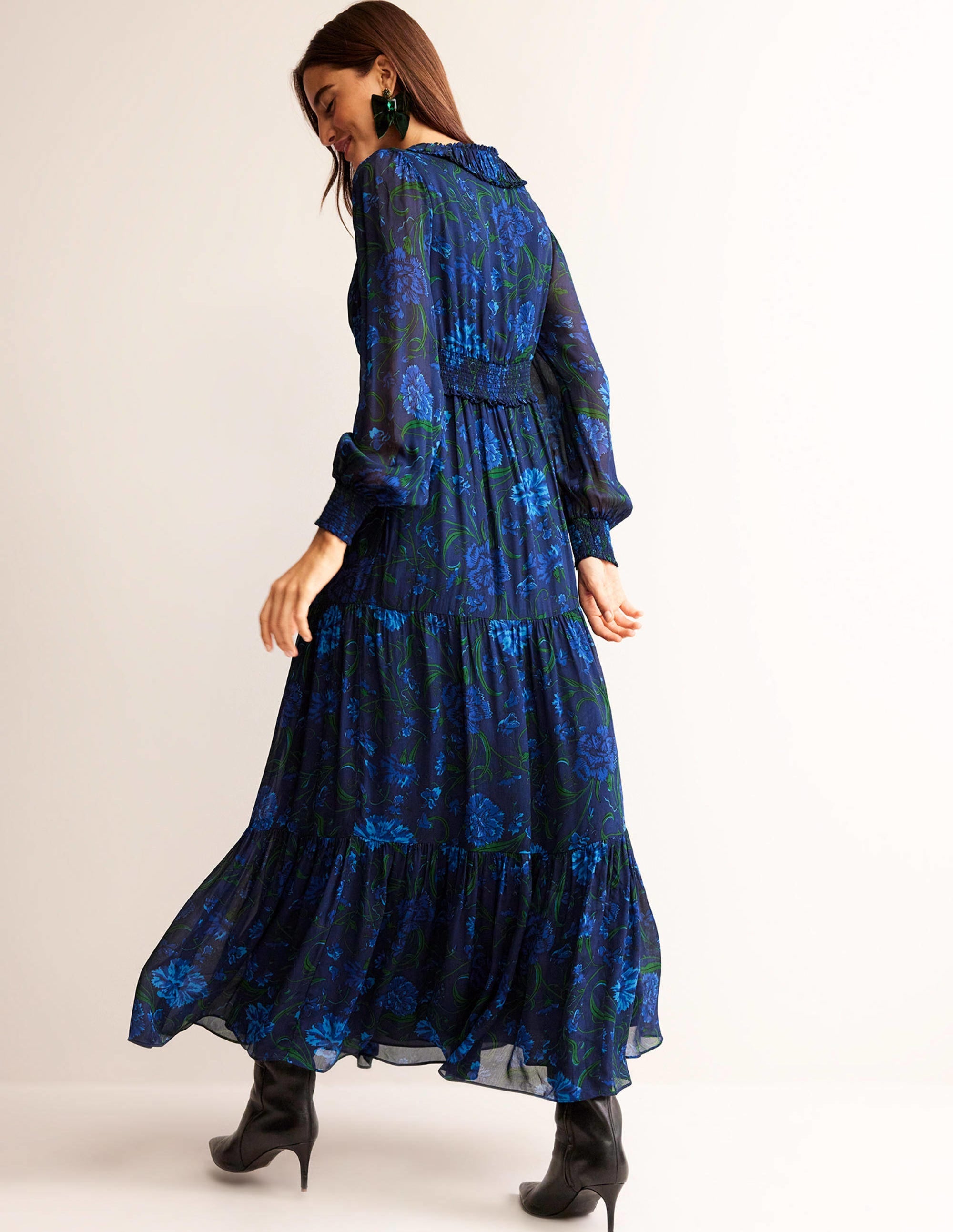 Robe longue florale à col volanté-Bleu marine, freesia - Image 4