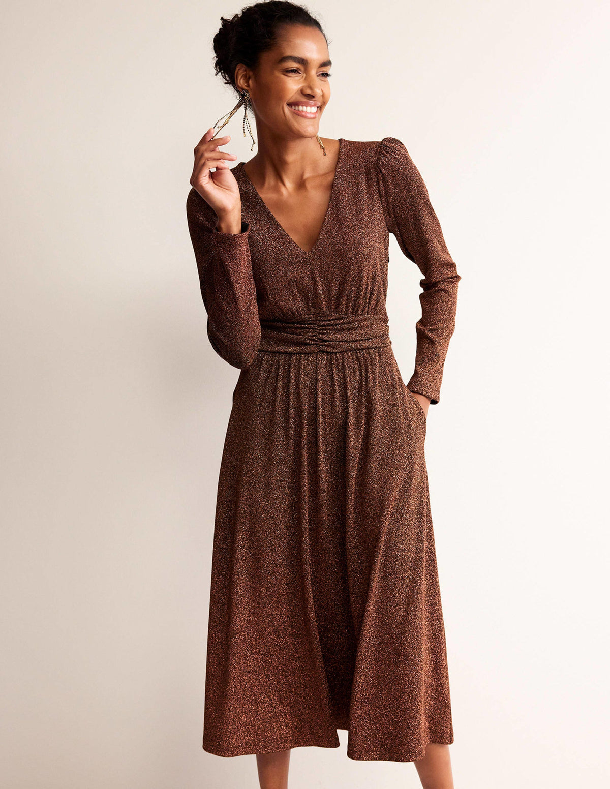 Midikleid mit Raffung und Glitzer-Kupferrot - Image 1