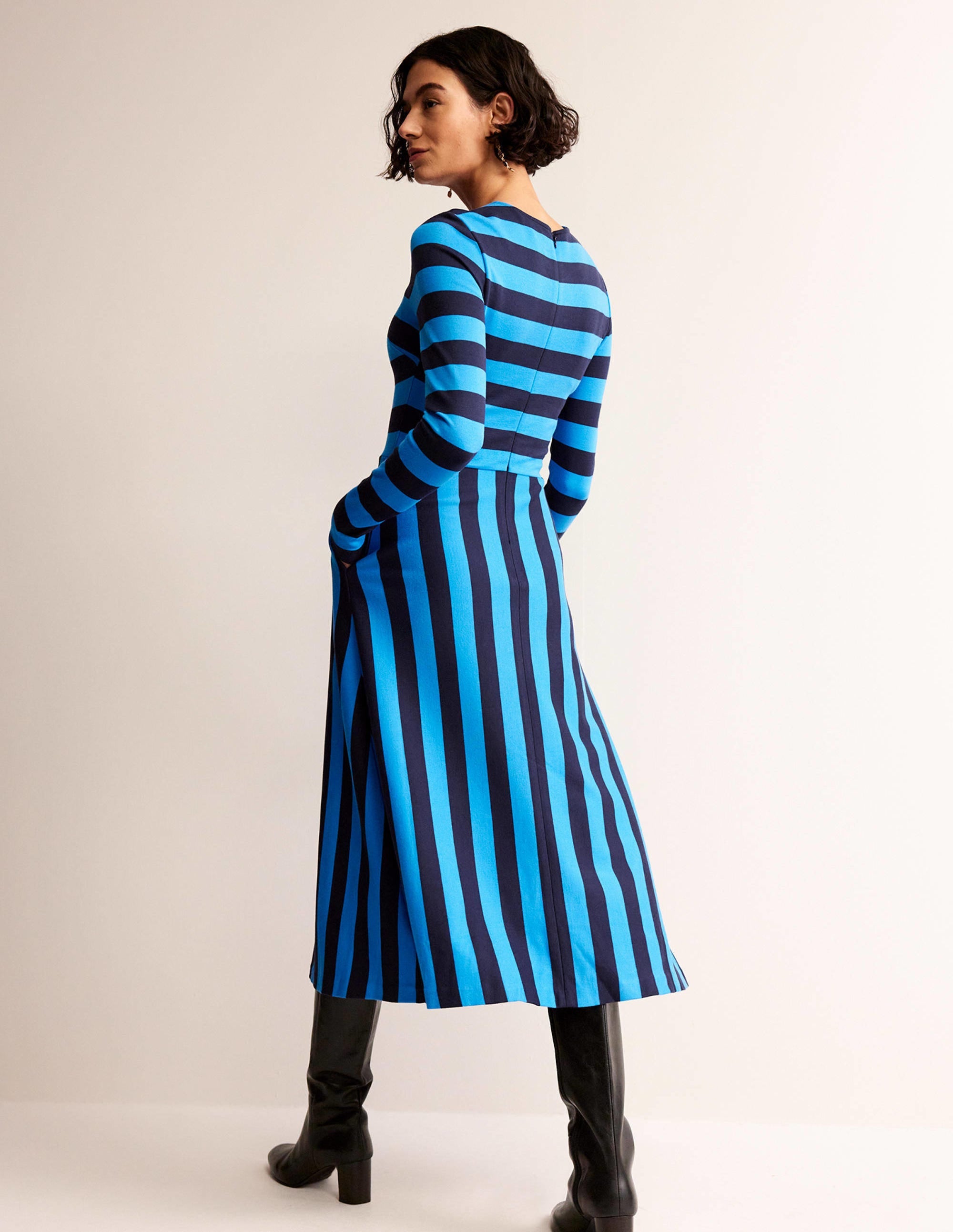 Robe midi rayée en jersey-Bleu marine, rayé bleu brillant - Image 3