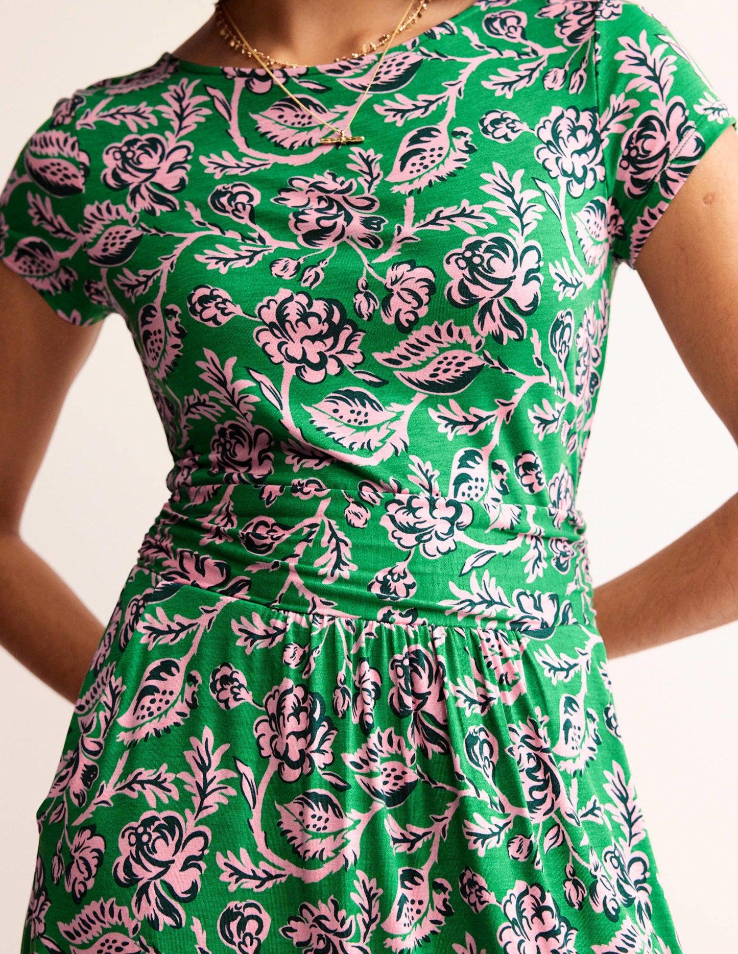 Amelie Jerseykleid-Grünes Tamburin, Puderrosa
