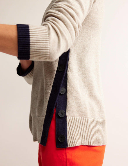 Alma Pullover mit Kontrastbesatz-Chinchilla Meliert, Marineblau