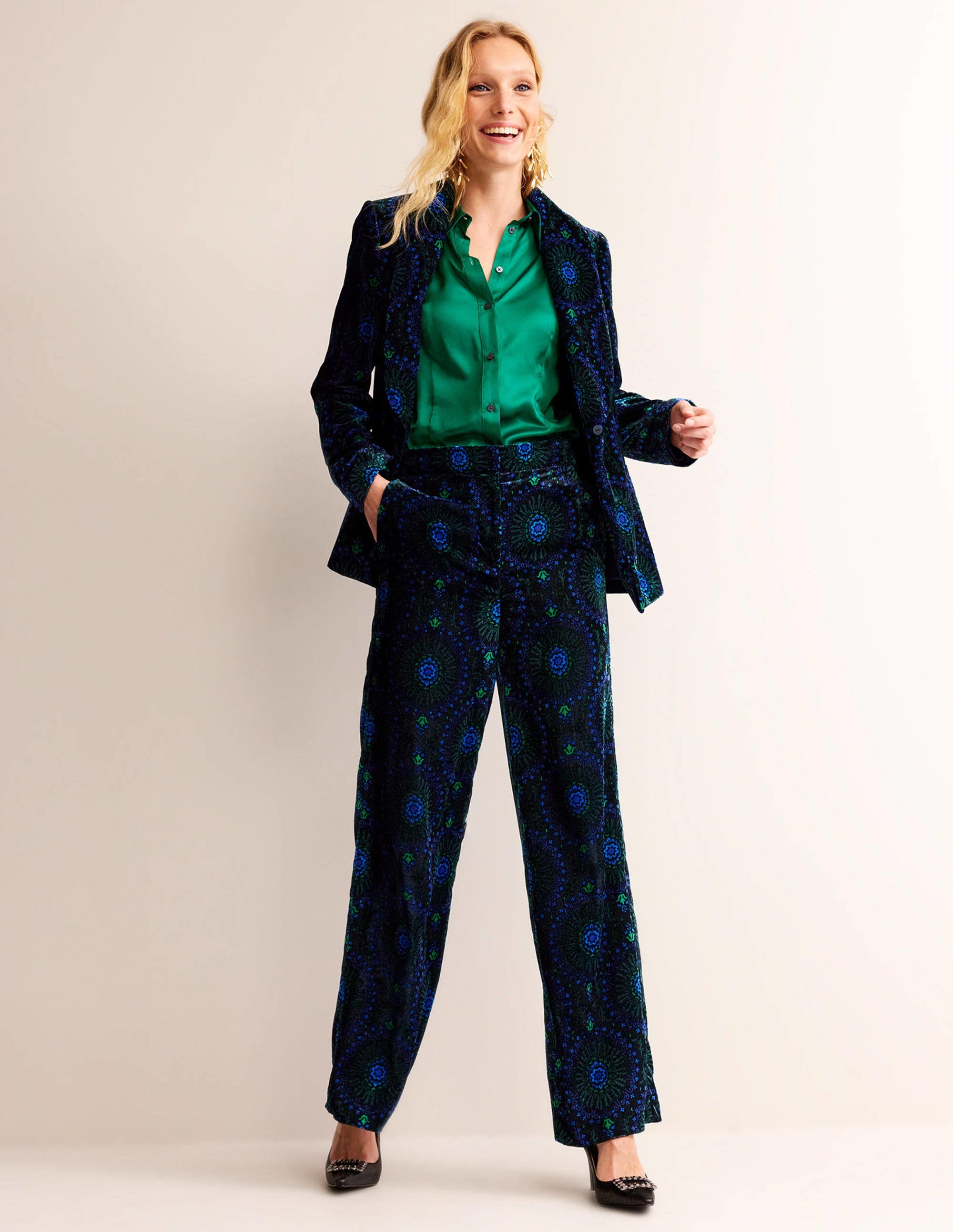 Westbourne Samthose-Schwarz, Artizian Geo - Image 1