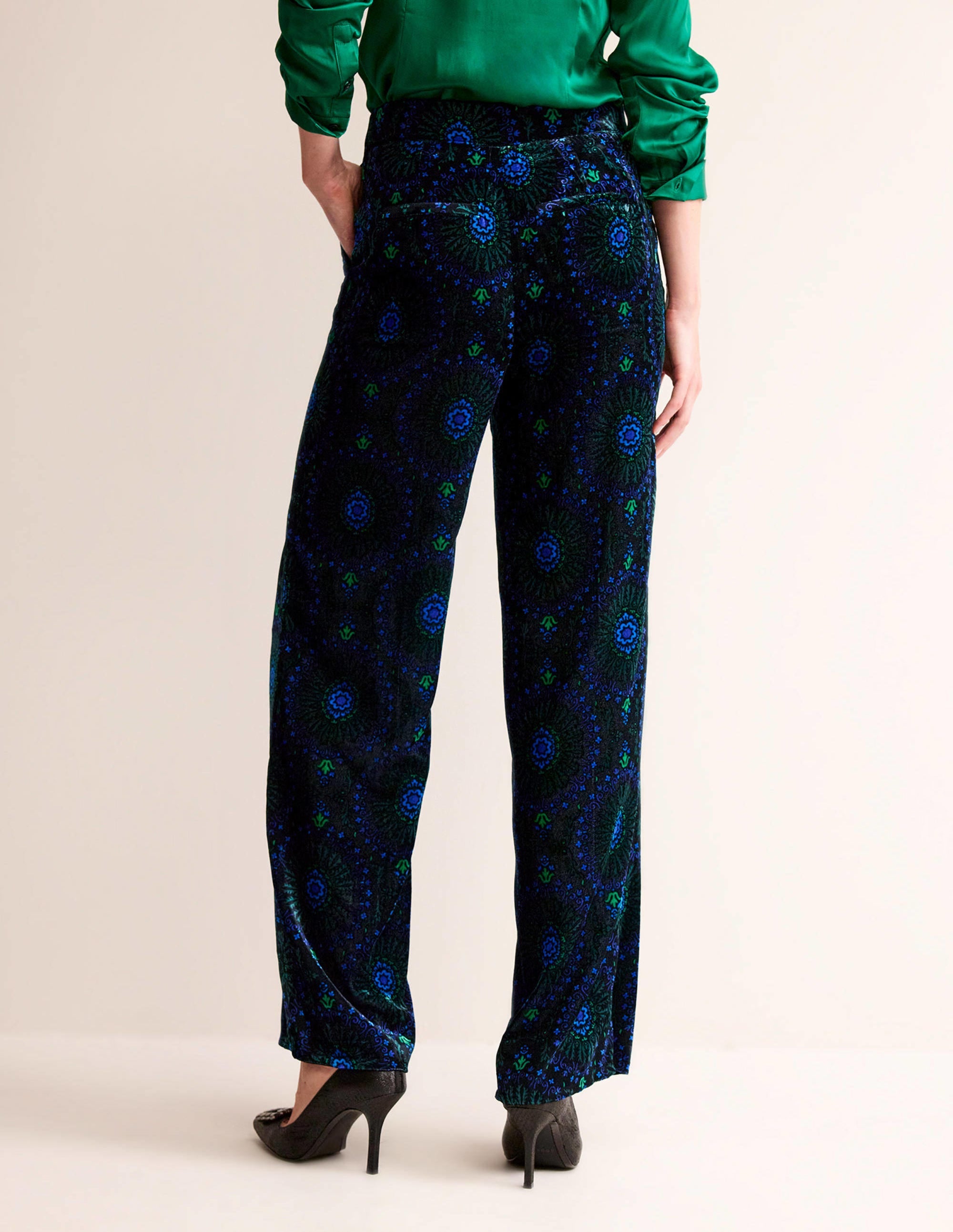 Westbourne Samthose-Schwarz, Artizian Geo - Image 3