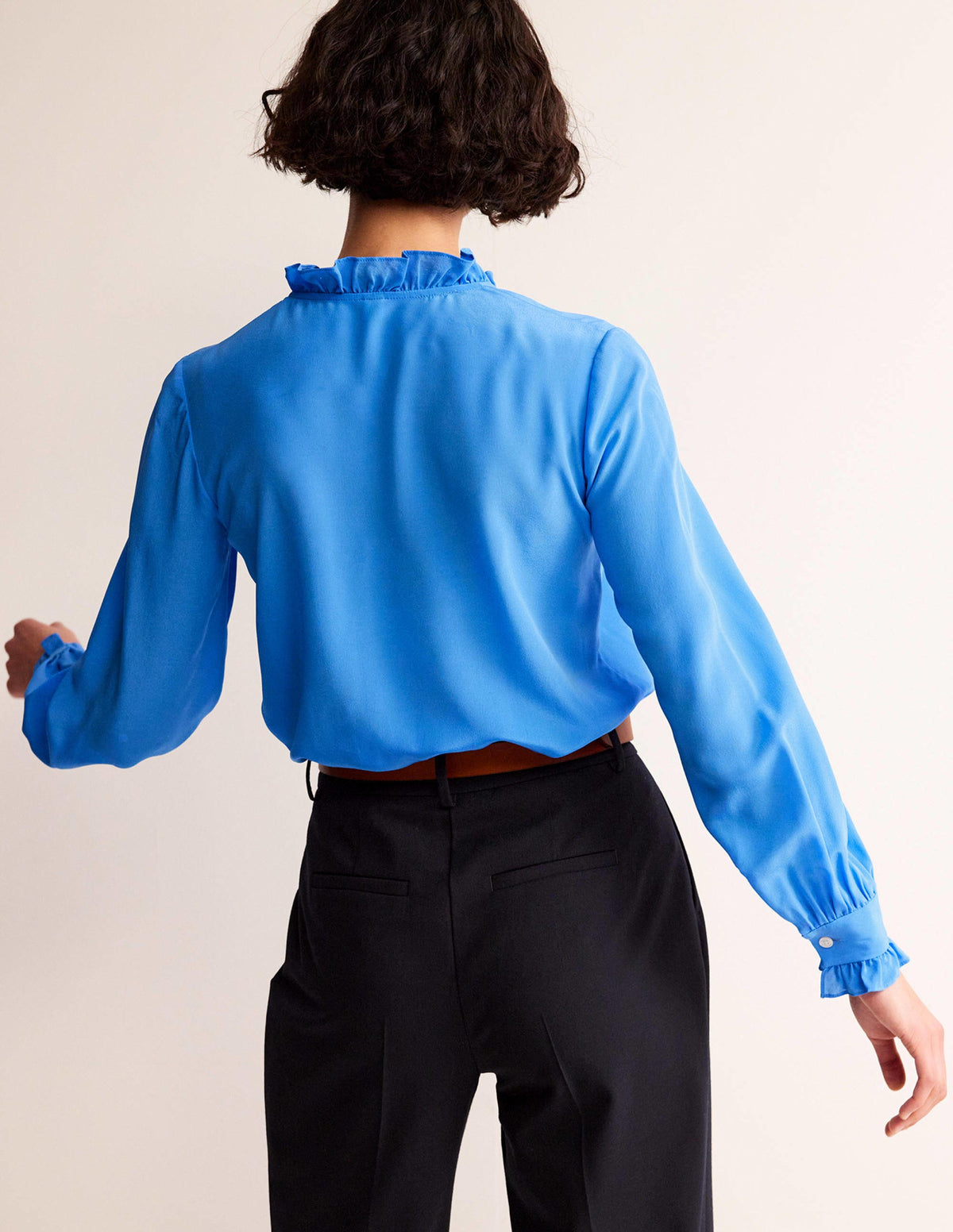 Seidenbluse mit Rüschenkragen-Surf the Web - Image 3