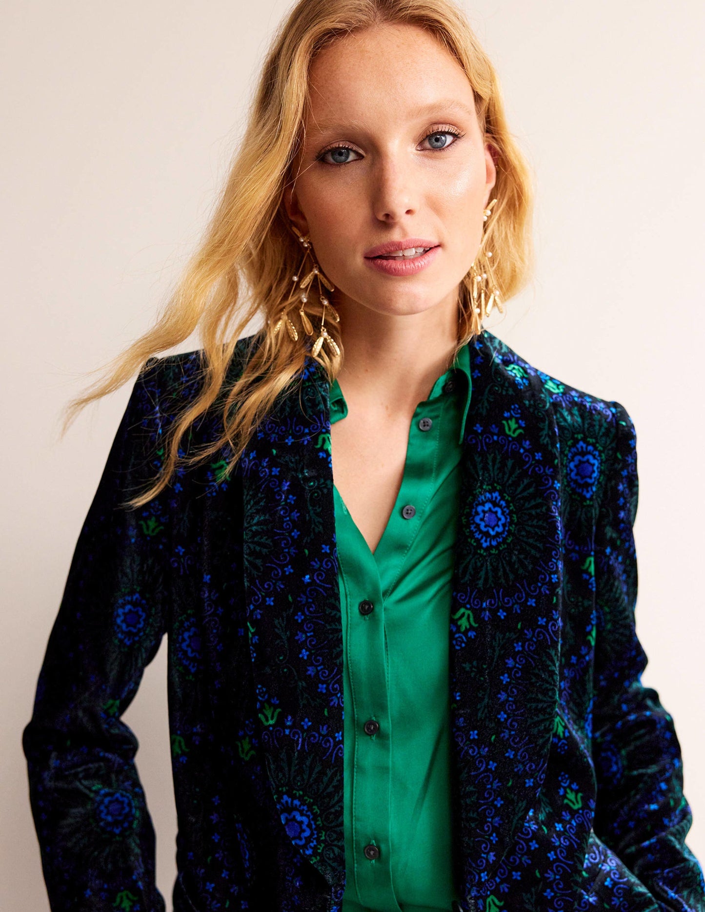 Samtjacke mit Bindeband-Schwarz, Artizian Geo