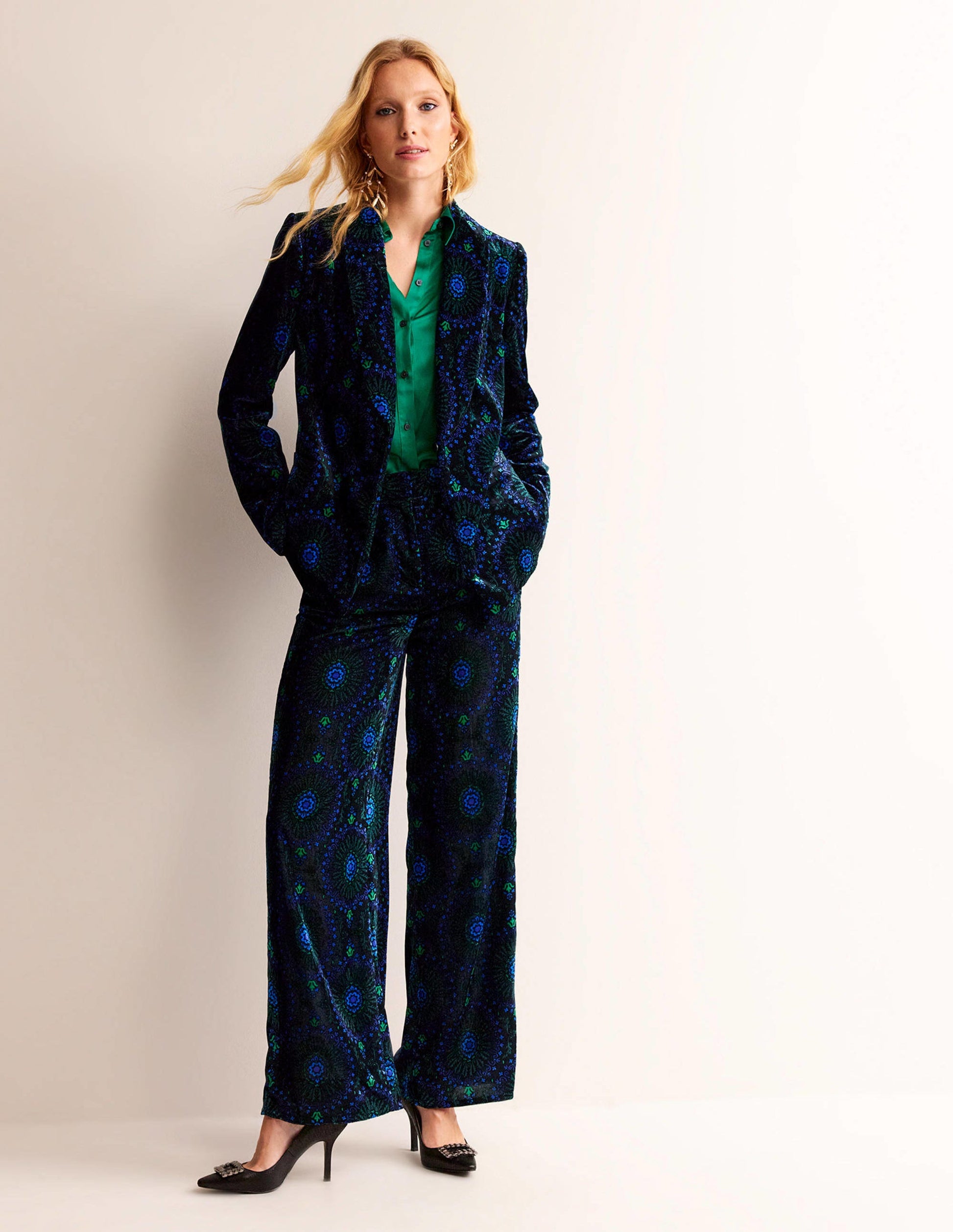 Samtjacke mit Bindeband-Schwarz, Artizian Geo-5