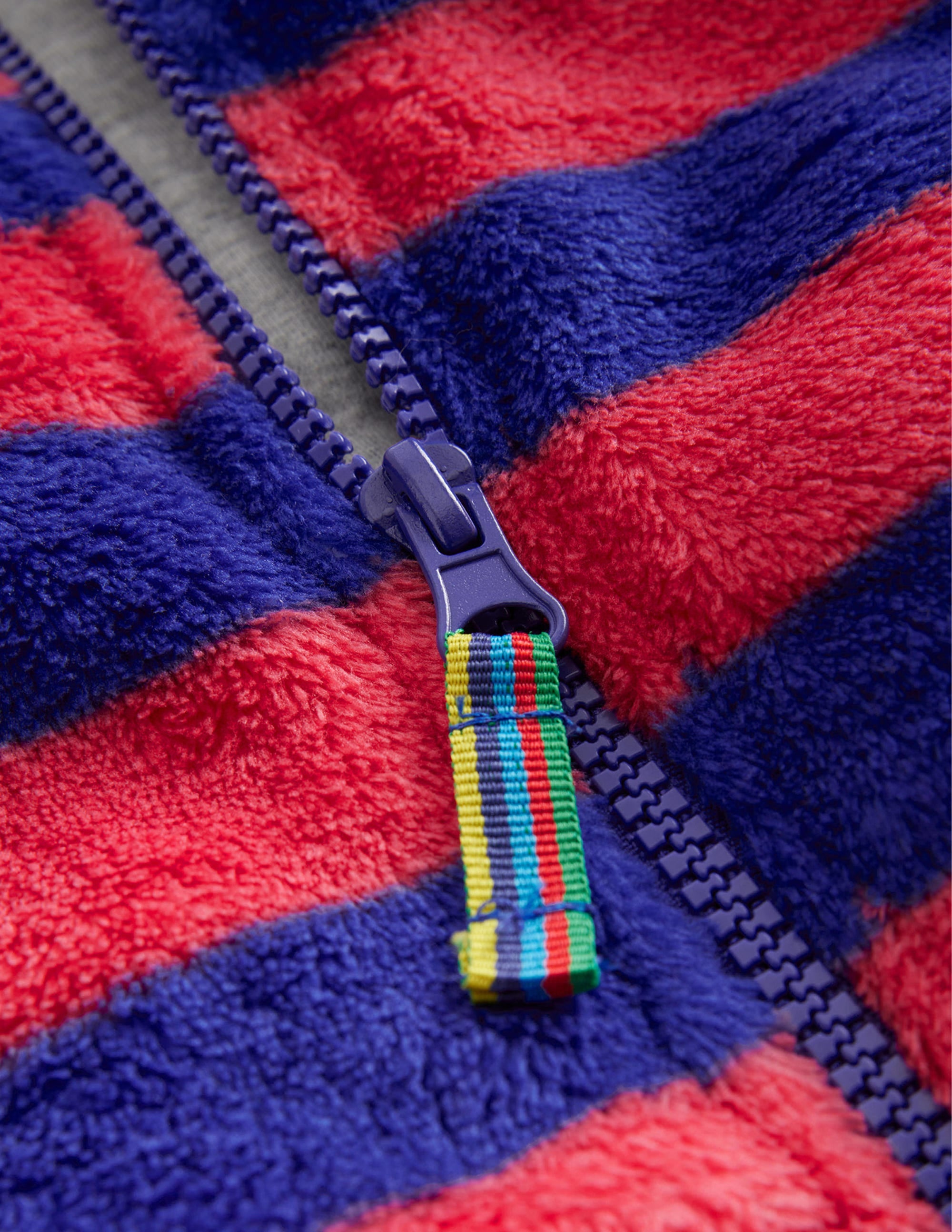 Gemütlicher Einteiler aus Fleece-Marmeladenrot/Saphirblau - Image 3