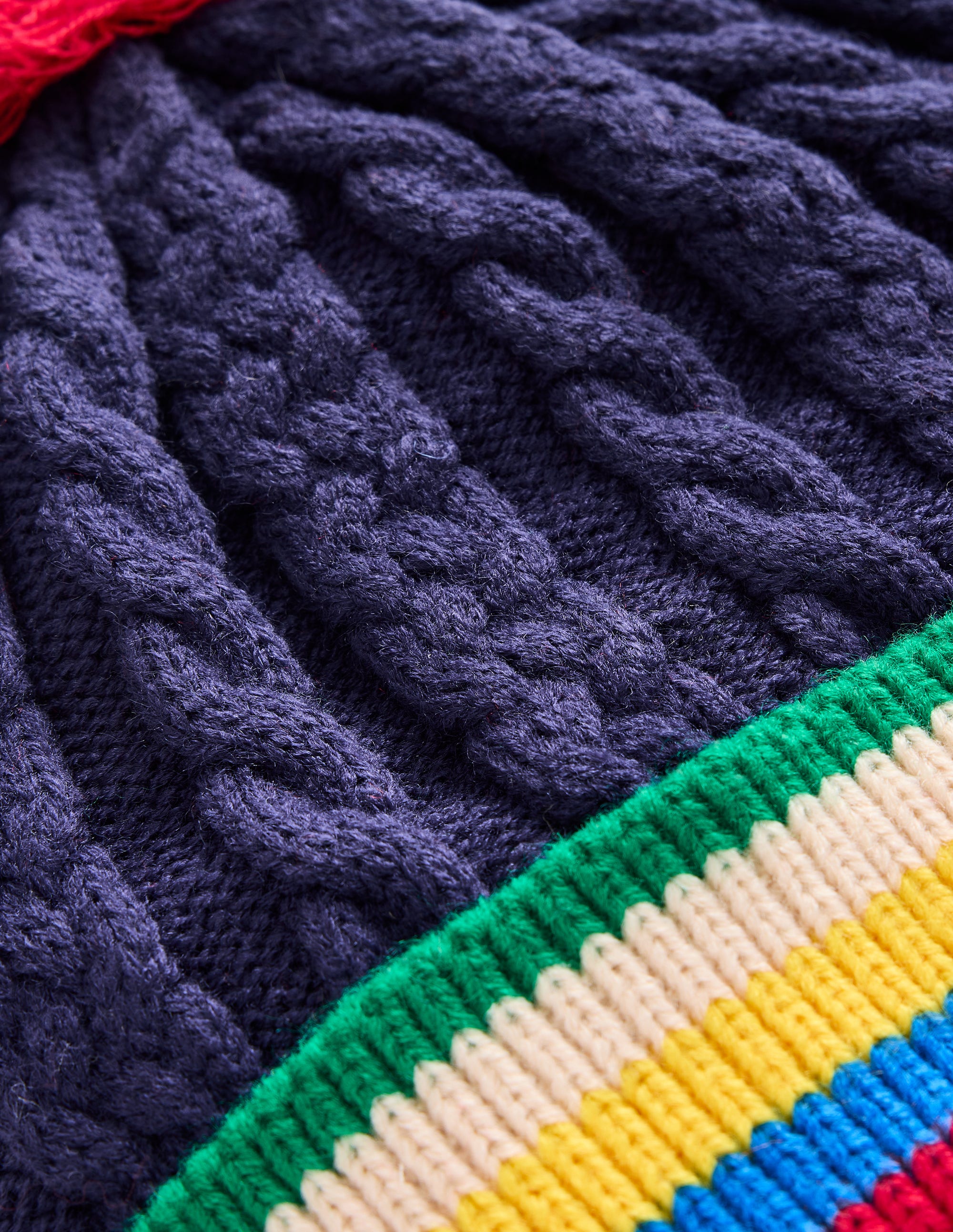 Bonnet en maille torsadée-Marine Université - Image 2