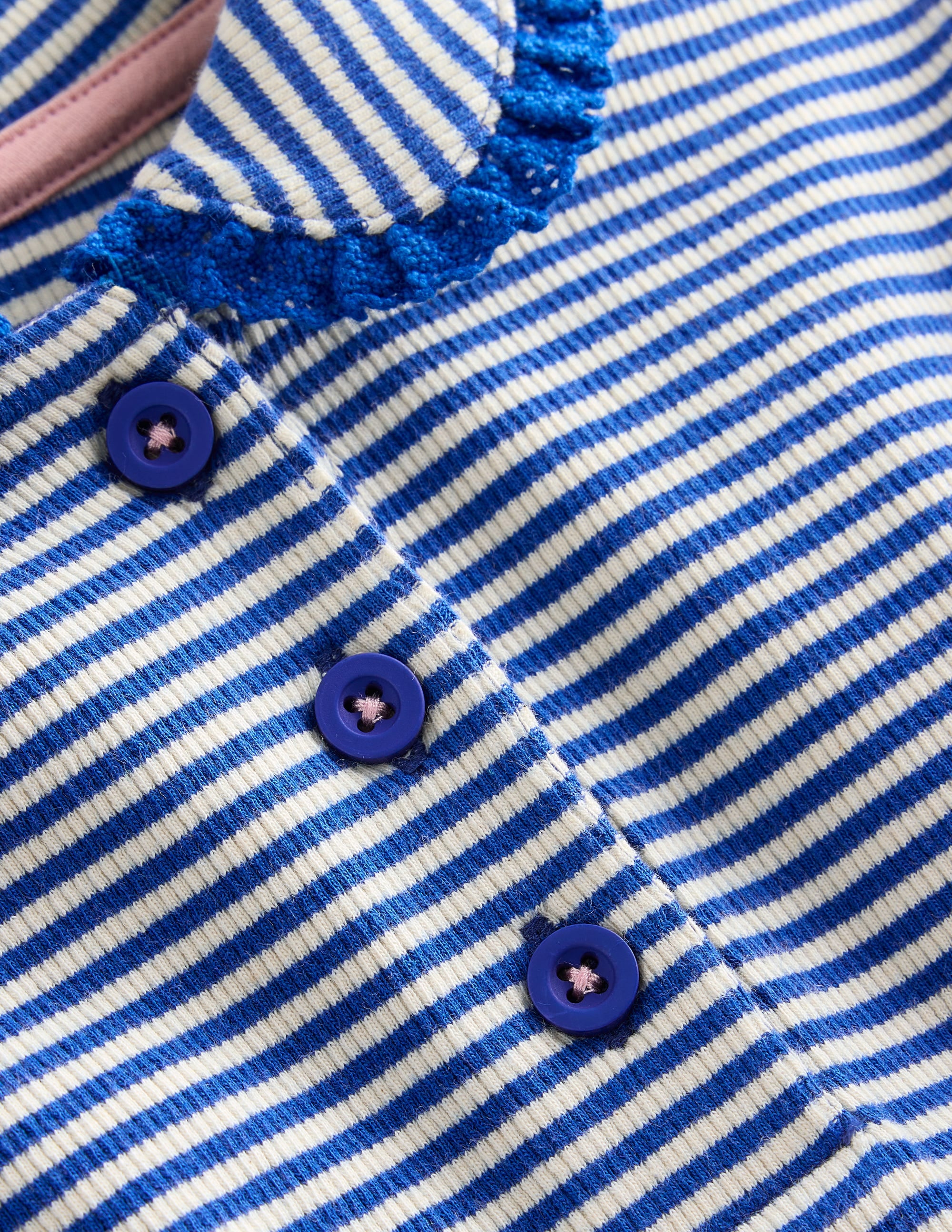 Geripptes Kleid mit Kragen zum Herumwirbeln-Blauhäher/Naturweiß Streifen - Image 3