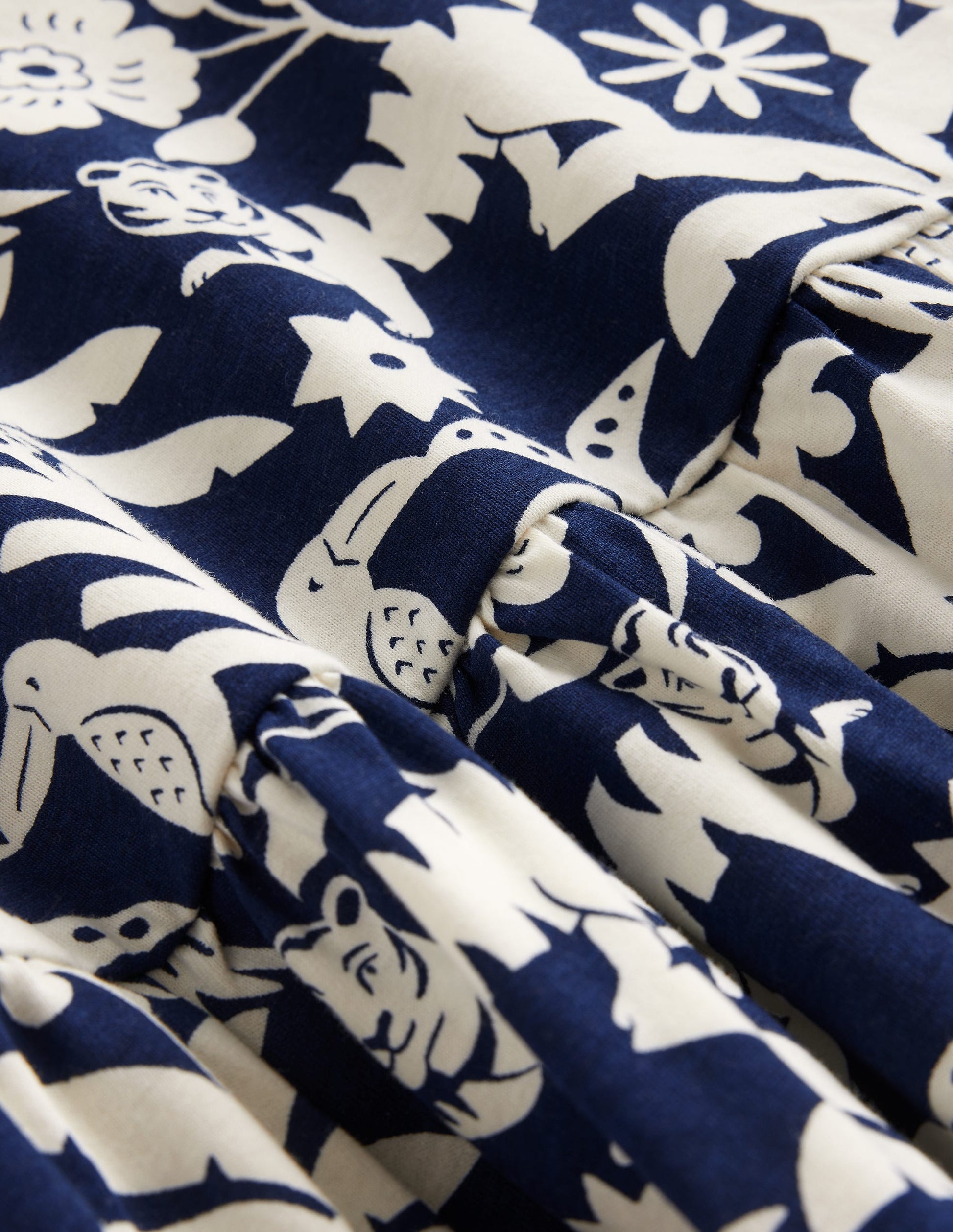 Trägerkleid mit tiefer Taille-Schuluniform-Marineblau Tiere Holzblock-3