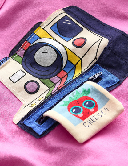 Peppiges T-Shirt mit Applikationen-Erdbeereis Polaroid