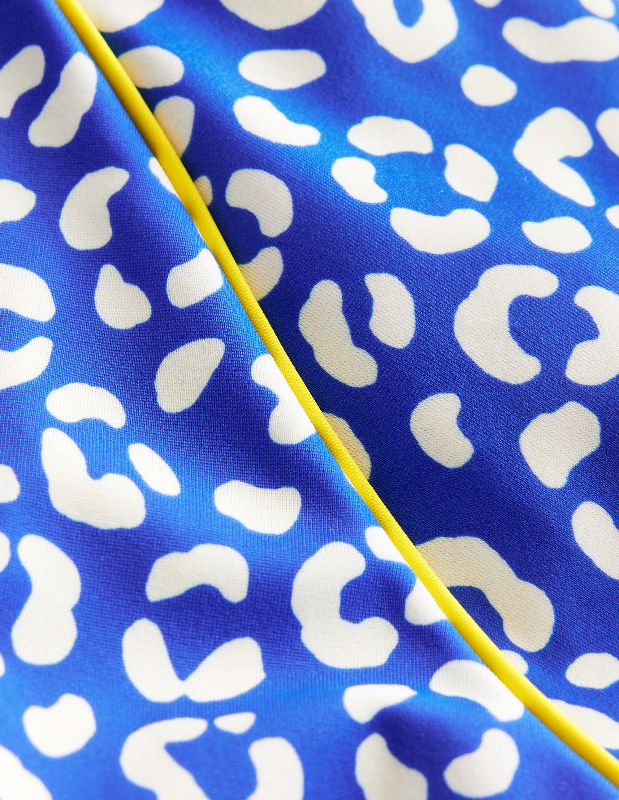 Gemustertes Rash Top-Blau Leopard - Image 3