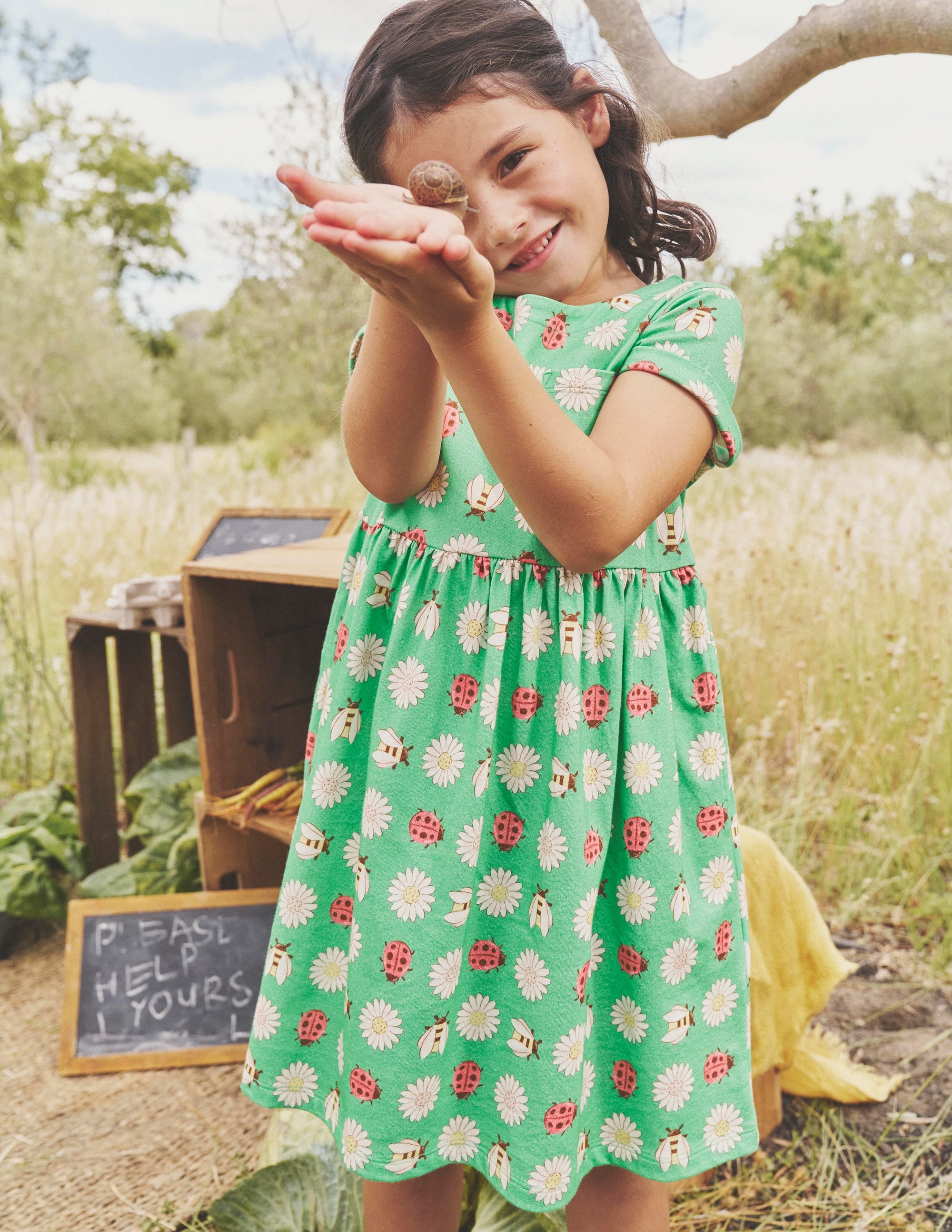 Robe fun à manches courtes en jersey-Motif Daisy Bugs vert petit pois - Image 4