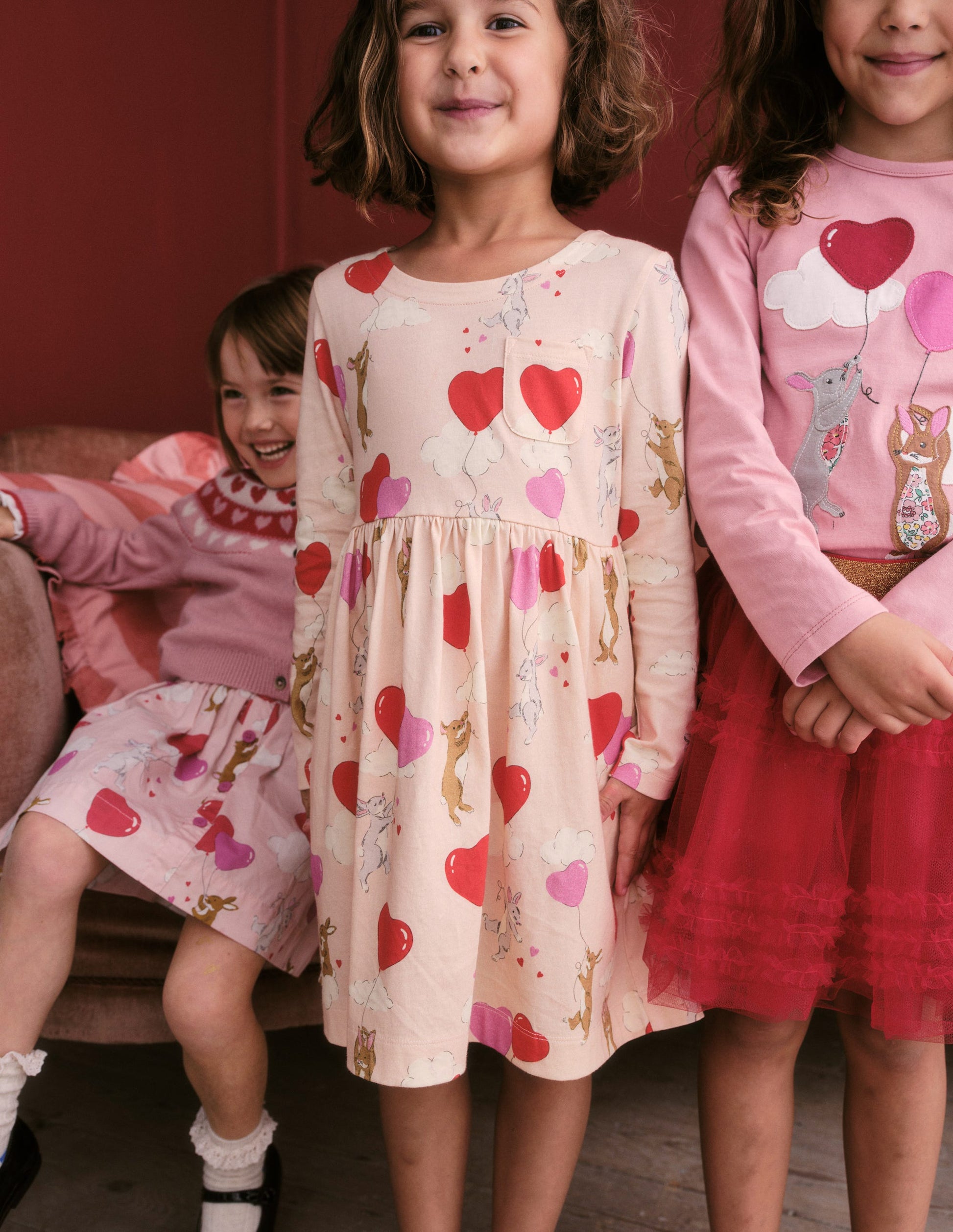Lustiges Jerseykleid mit langen Ärmeln-Balletrosa Hasen-4