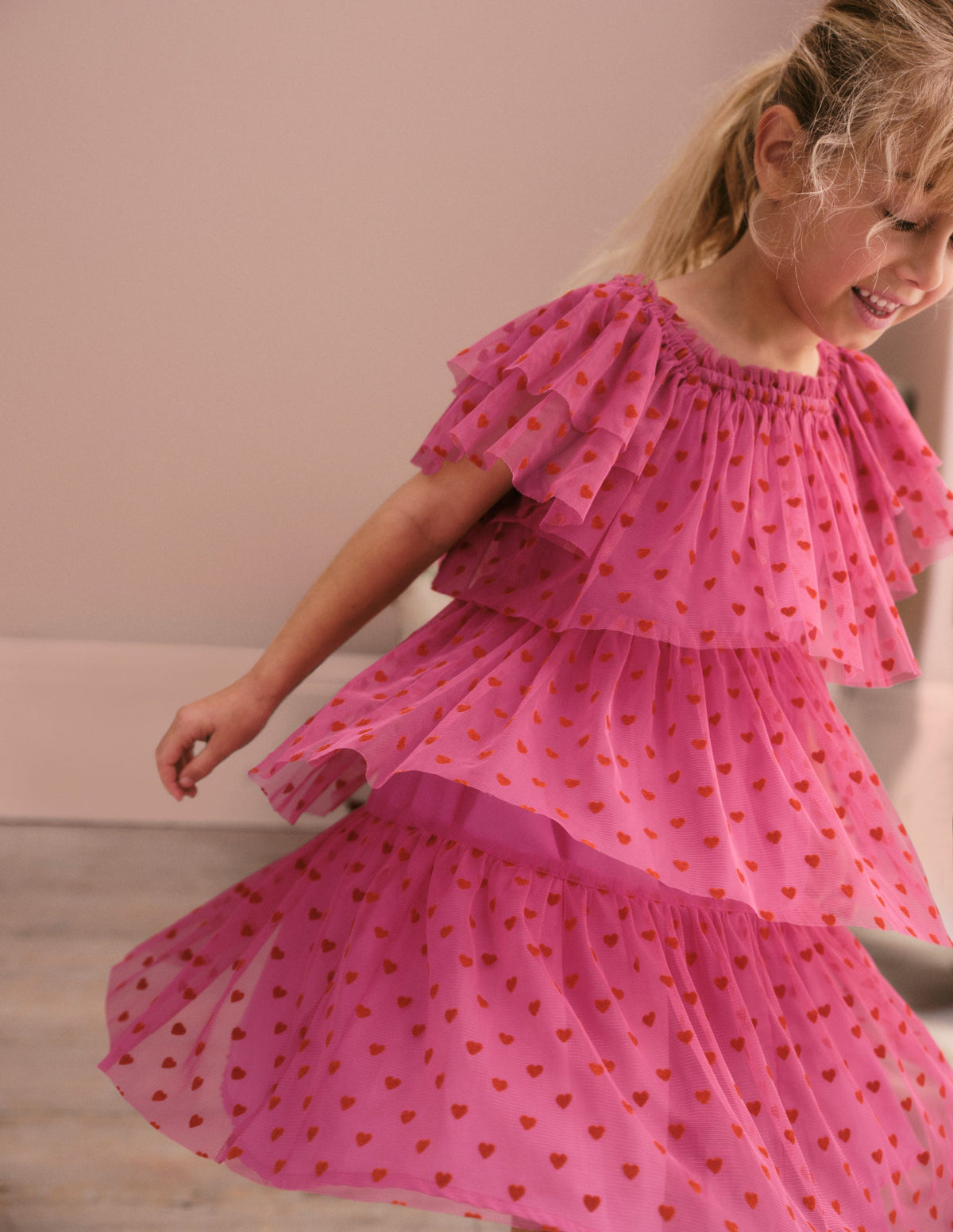 Gestuftes Tüllkleid-Erdbeerrosa Herzen-4