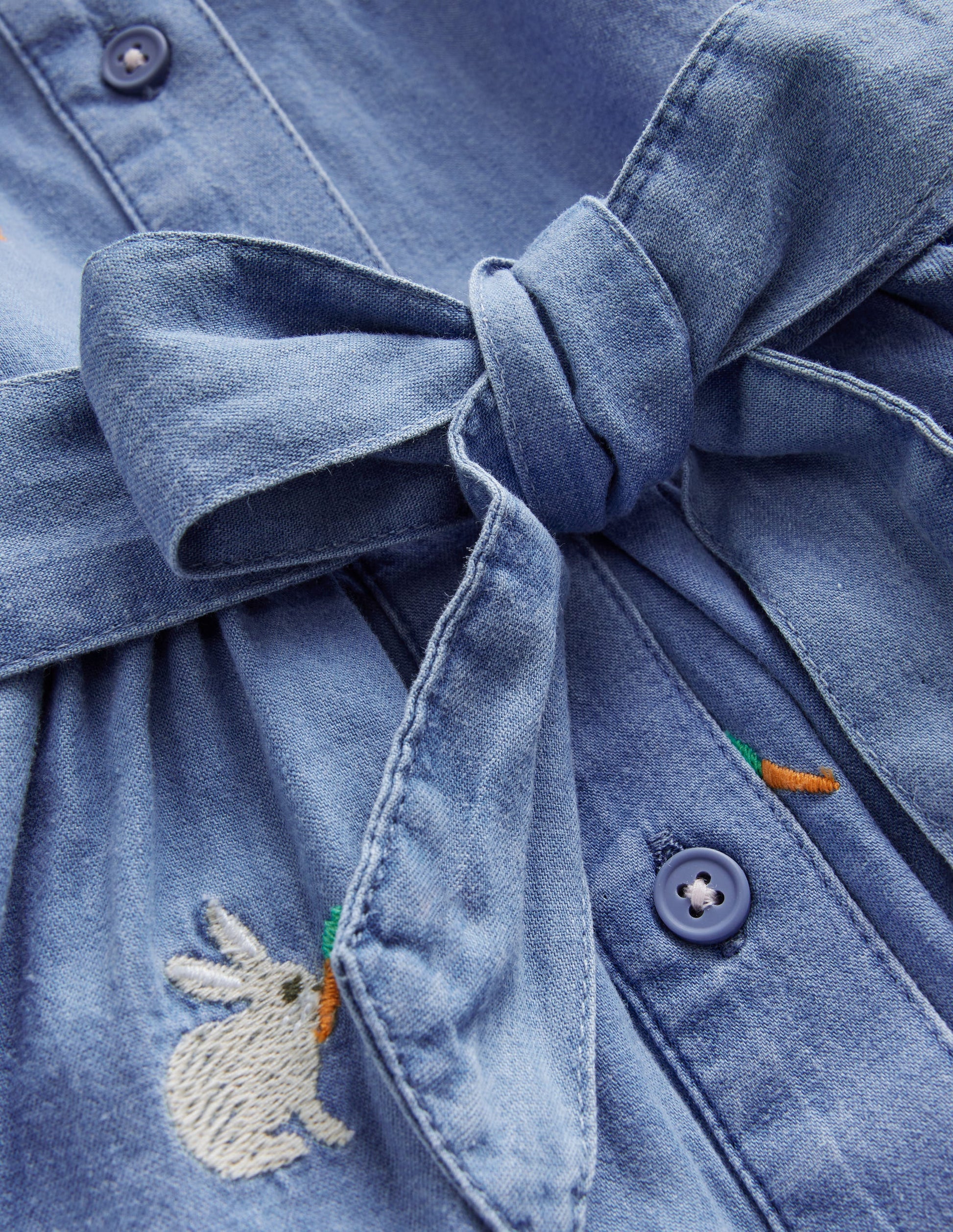 Besticktes Hemdblusenkleid-Chambray Häschen-3