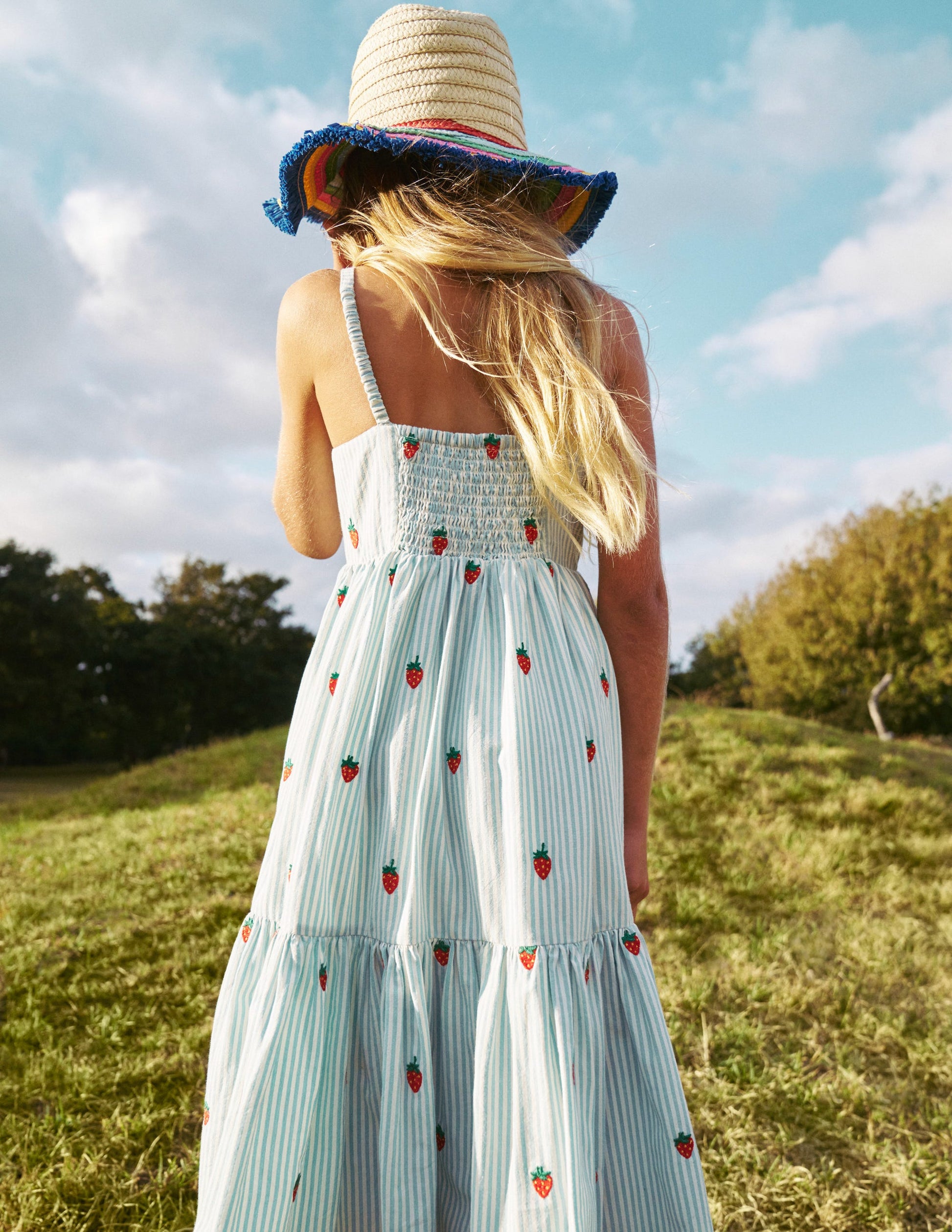 Gestuftes Sommerkleid zum Herumwirbeln-Vintage-Blau/Naturweiß Erdbeere-5