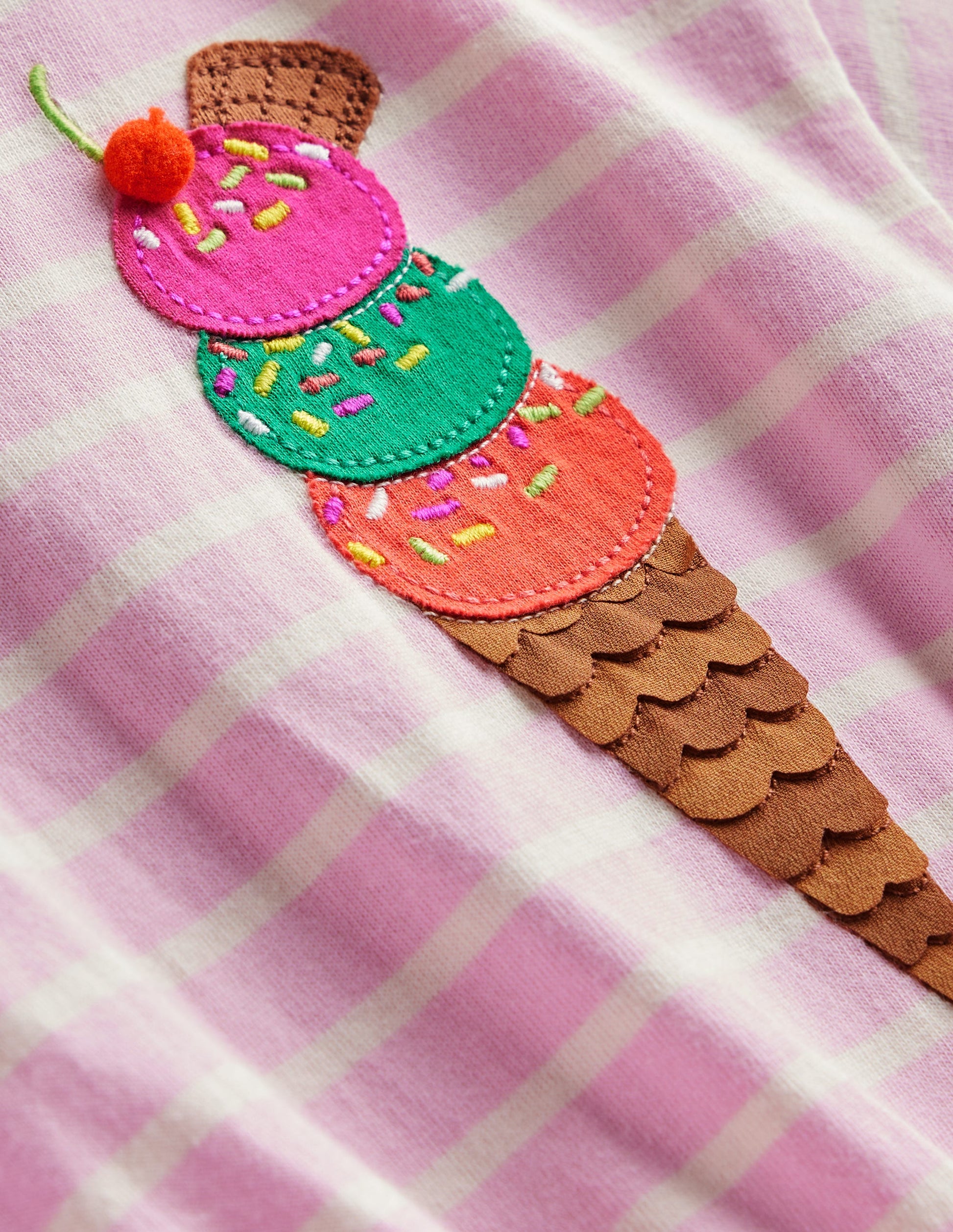 Kleid mit Bindegürtel und Applikation-Zuckererbse/Naturweiß Eiscreme-3