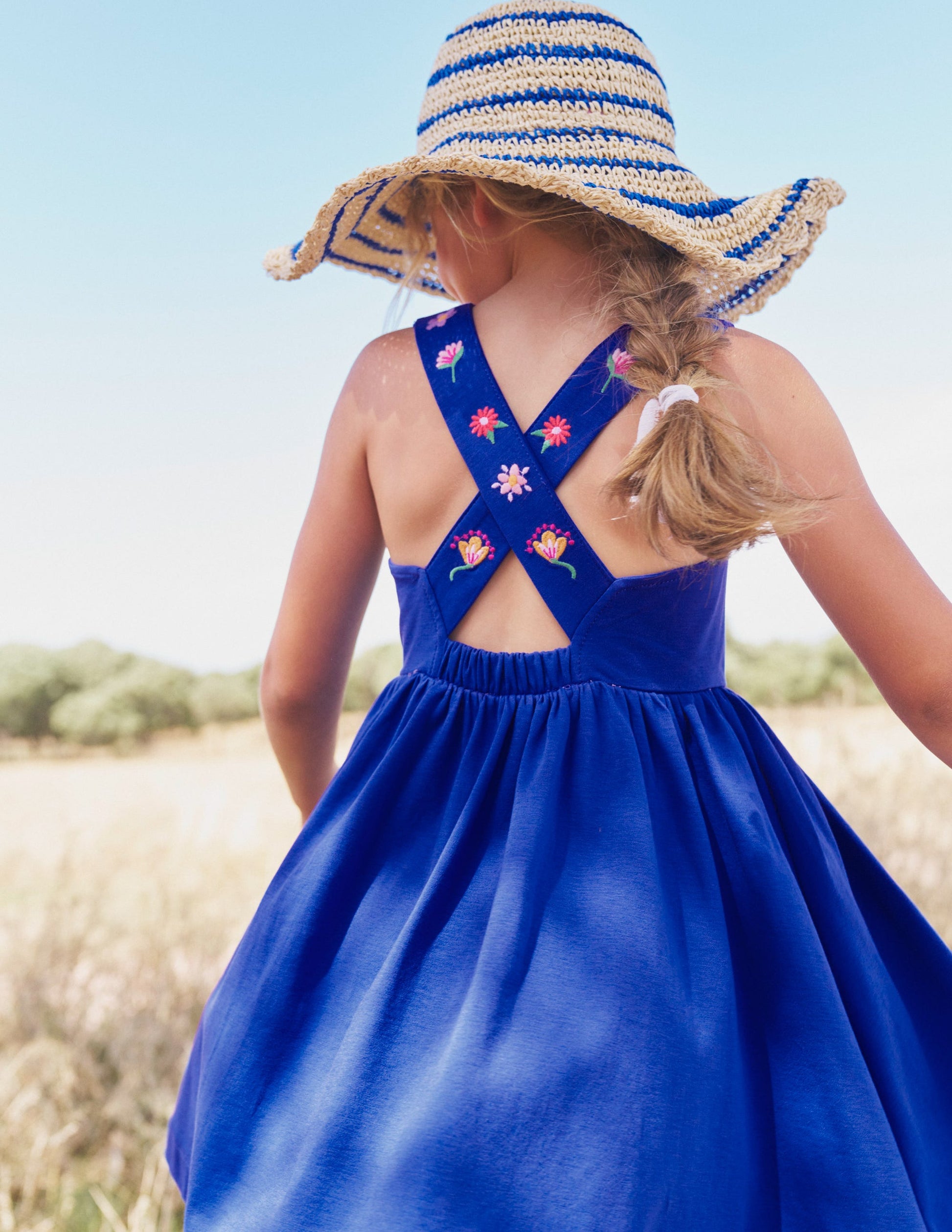 Jersey-Kleid mit gekreuzten Rückenträgern-Saphirblau Stickerei-5