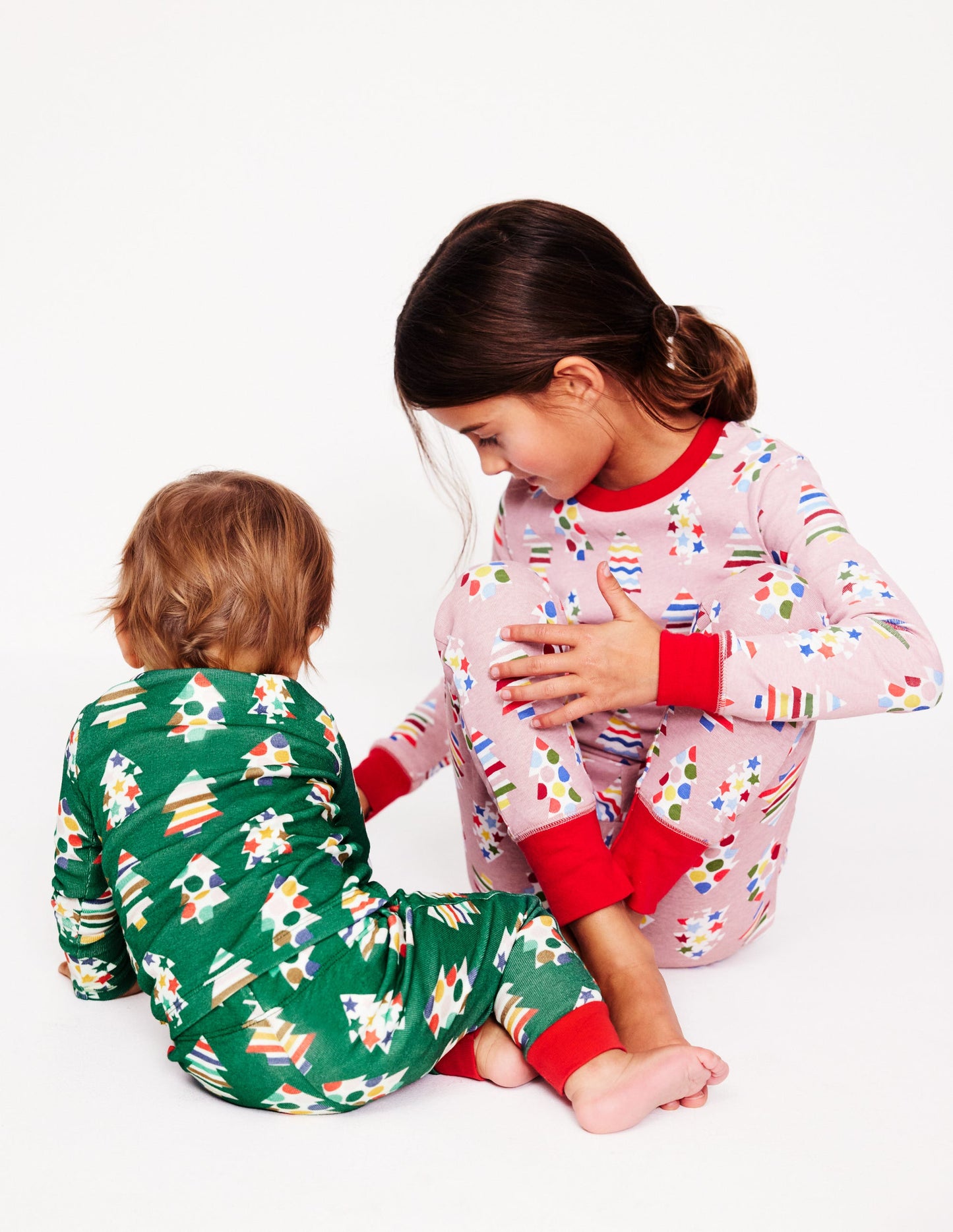 Snug Glow-In-The-Dark Pyjamas-Vintage Pink Christmas Trees