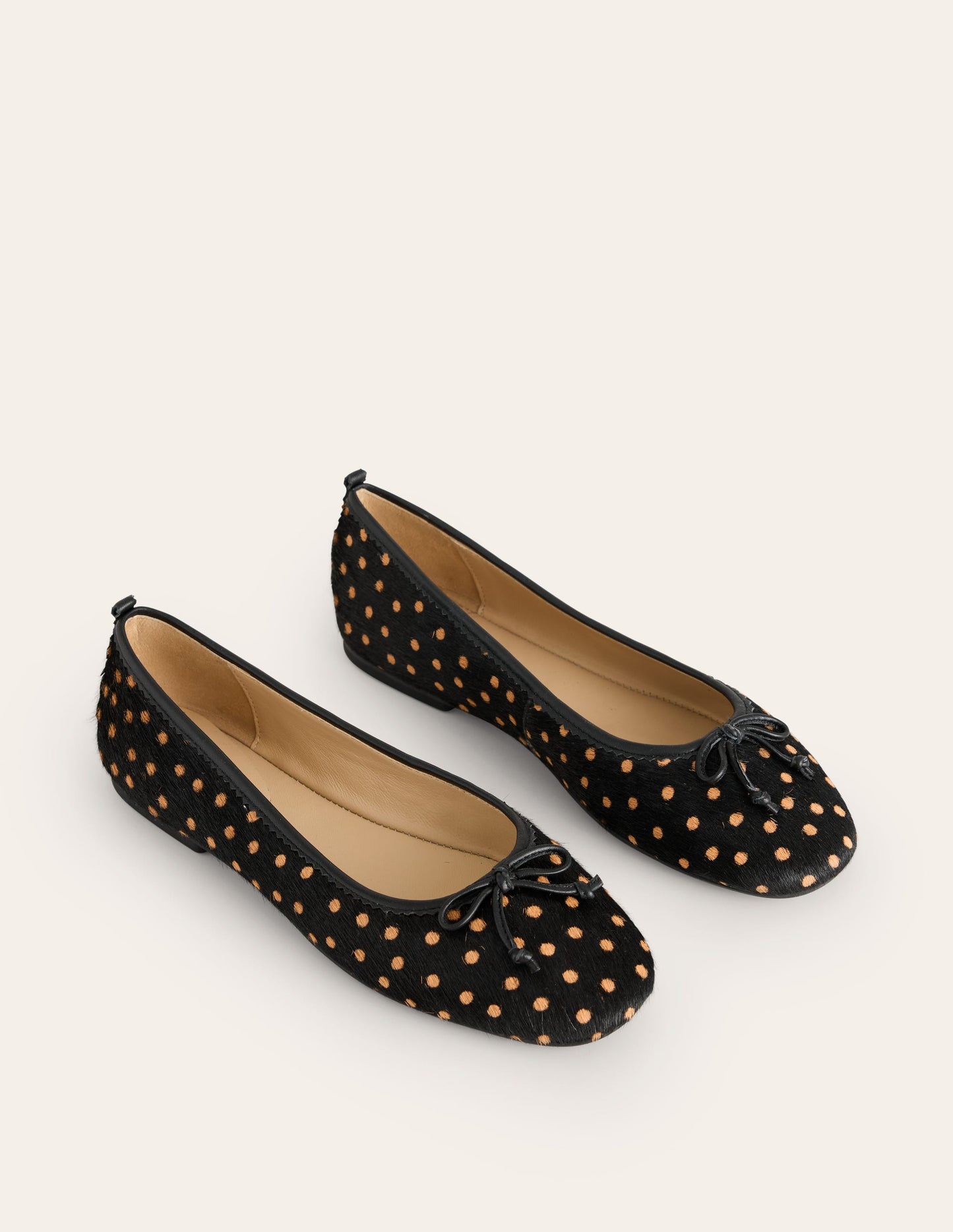 Kitty Ballerinas mit flexibler Sohle-Punkte Schwarz und Camel