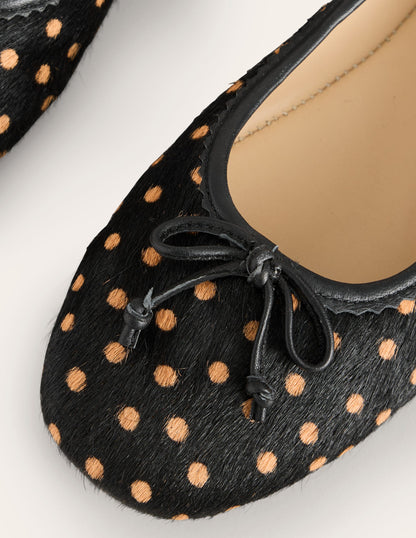 Kitty Ballerinas mit flexibler Sohle-Punkte Schwarz und Camel