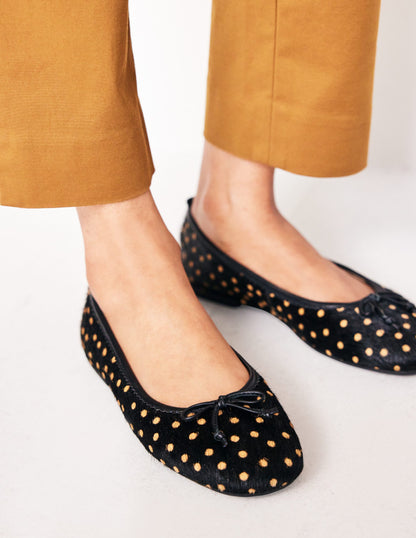 Kitty Flexi Sole Ballet Pumps-Black and Camel Spot