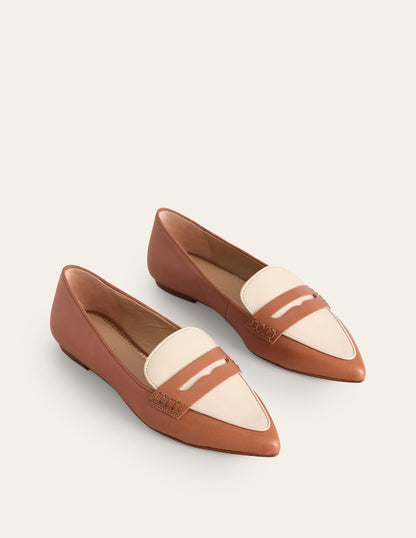 Spitz zulaufende Loafer-Hellbraun/Beige