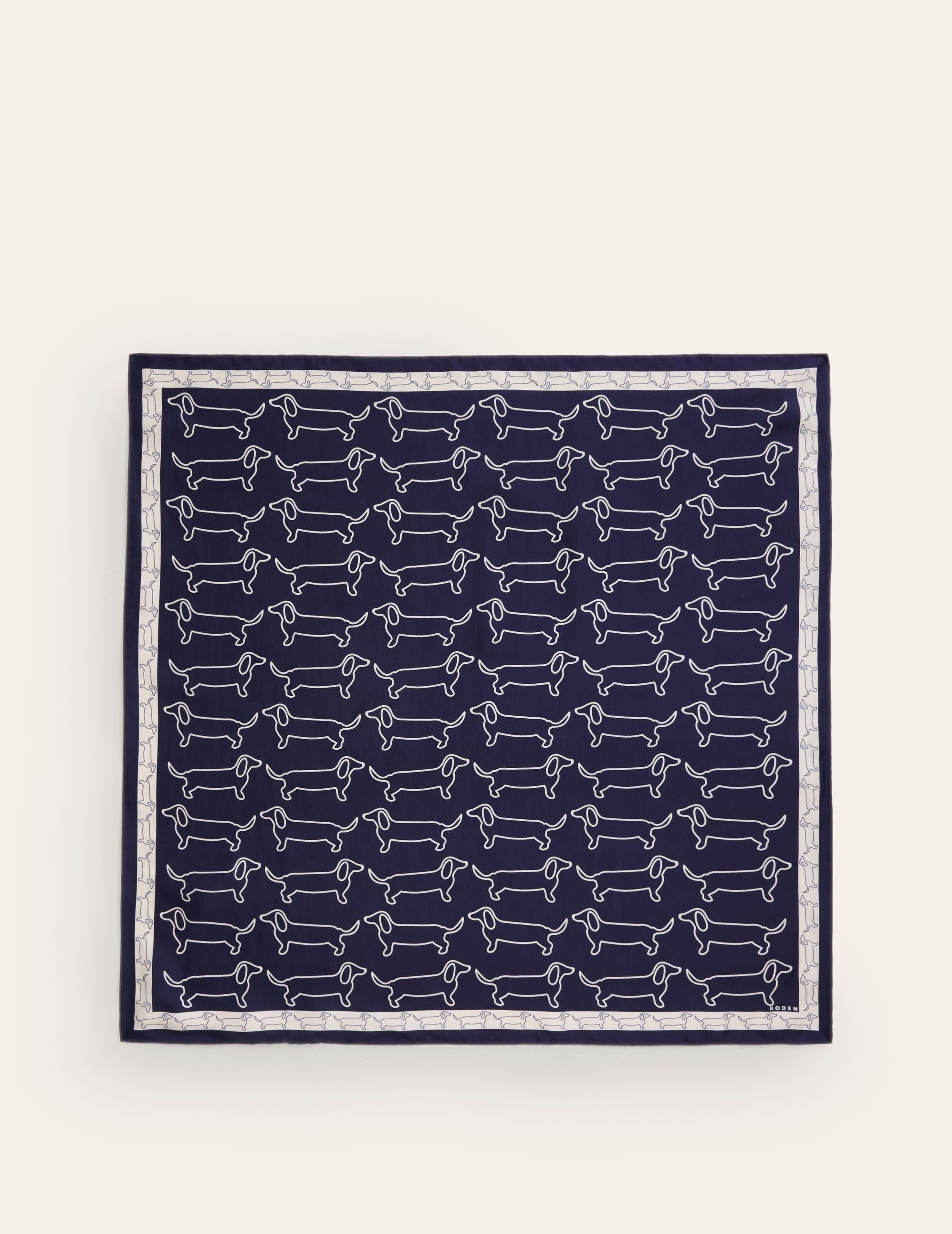 Elisabeth Quadratischer Seidenschal-Marineblau Punkte - Image 4