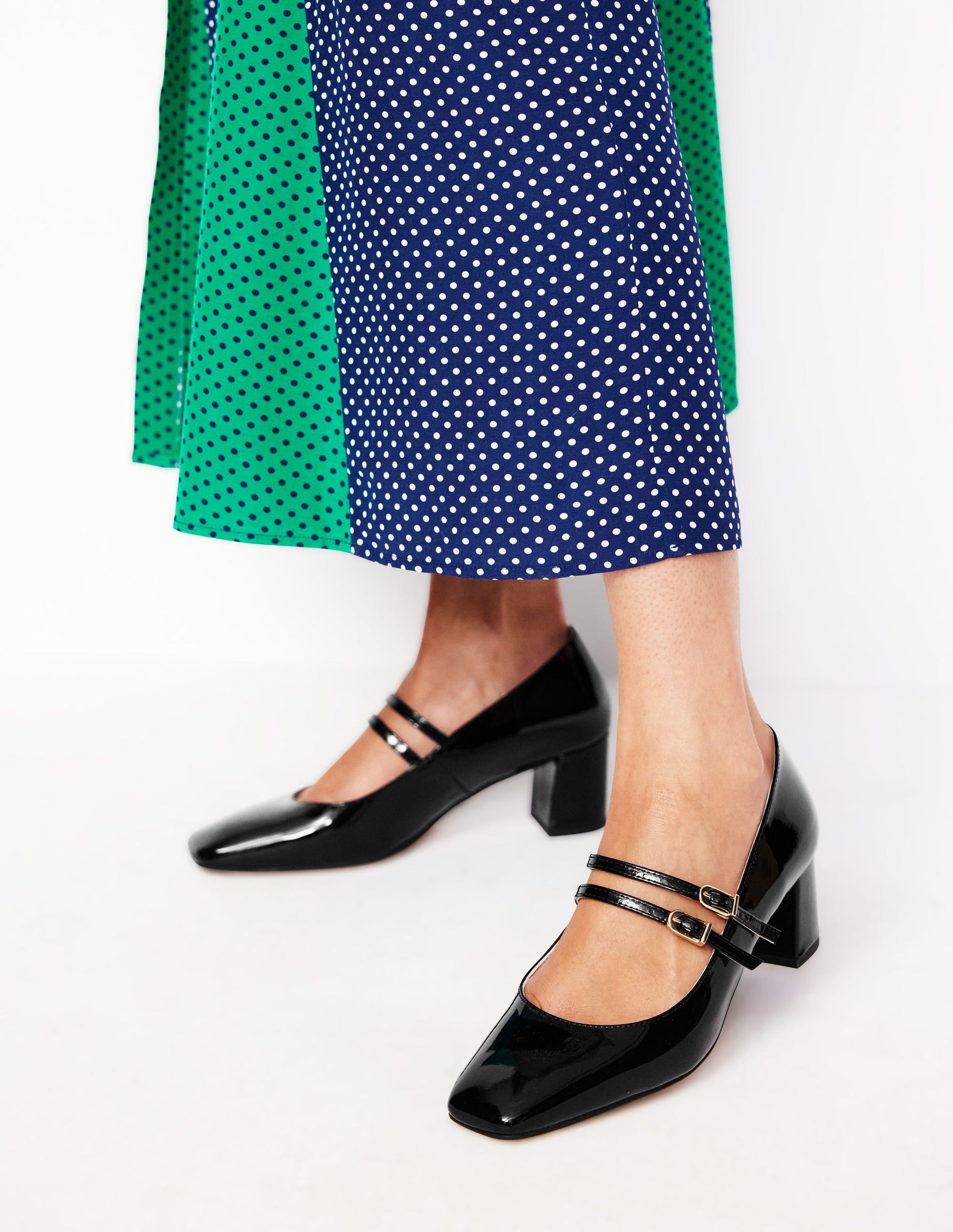 Pumps mit Blockabsatz-Schwarz Lack-1