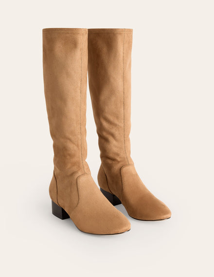 Kniehohe Stretchstiefel mit flacher Sohle-Braun