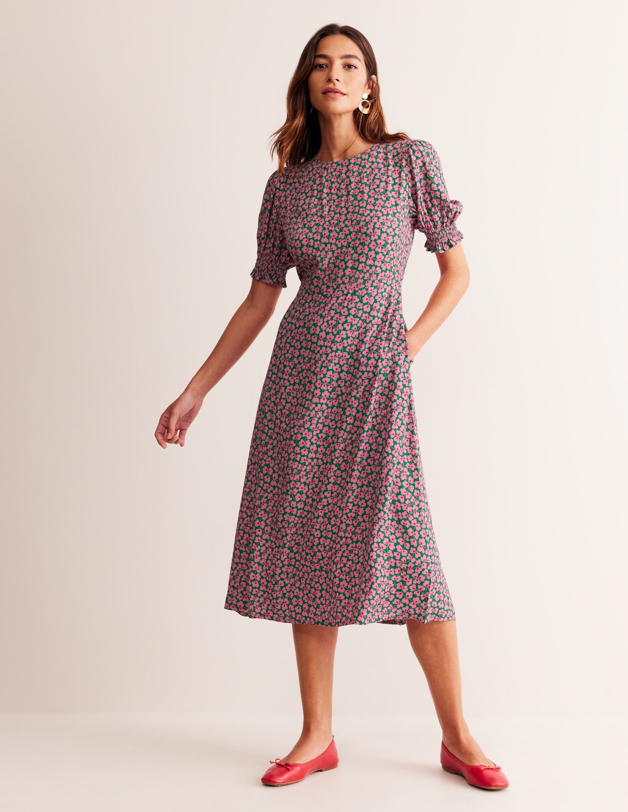 Robe midi style 40s Corinne-Mauve et vert, motif Clover Whirl - Image 1