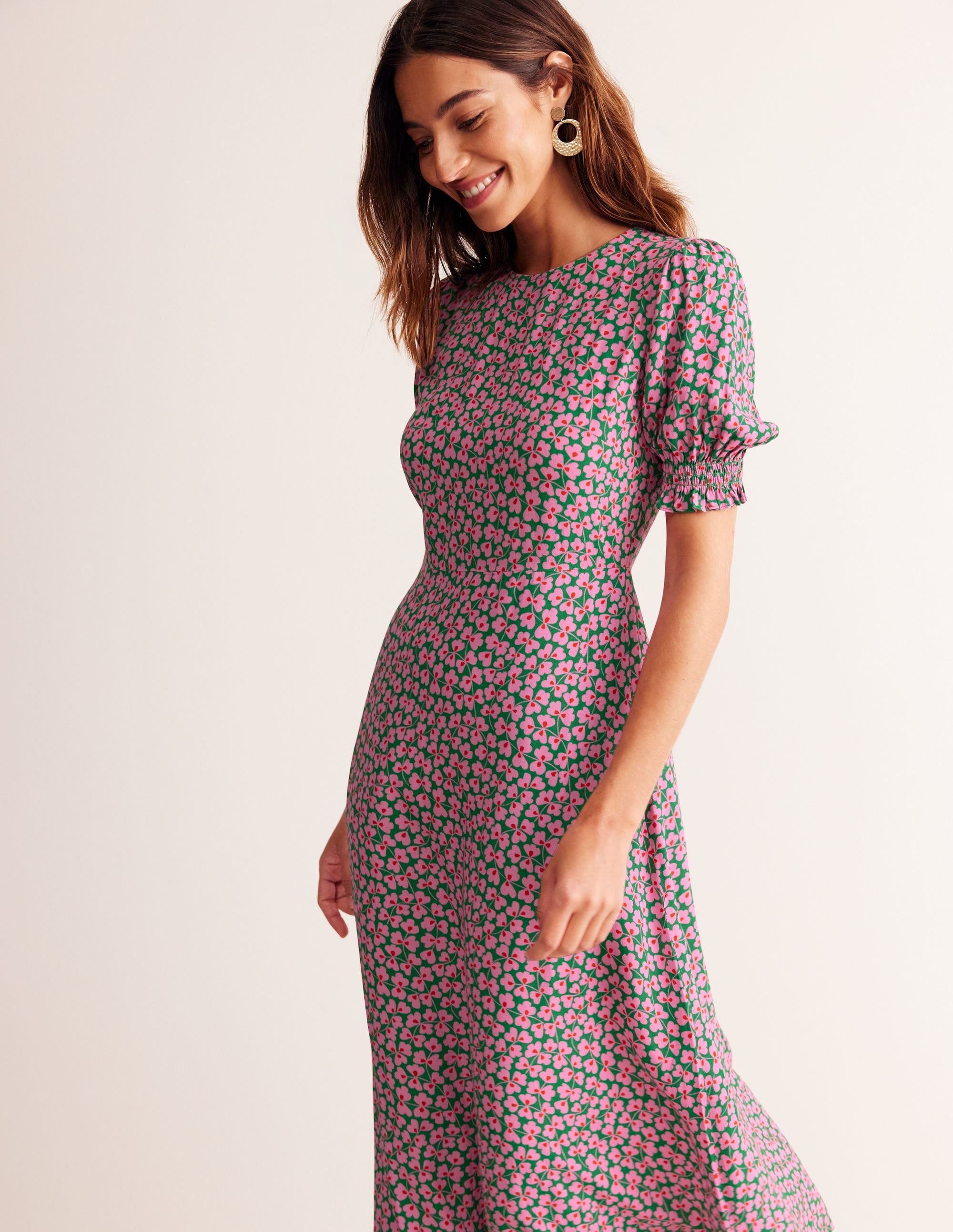 Robe midi style 40s Corinne-Mauve et vert, motif Clover Whirl - Image 4
