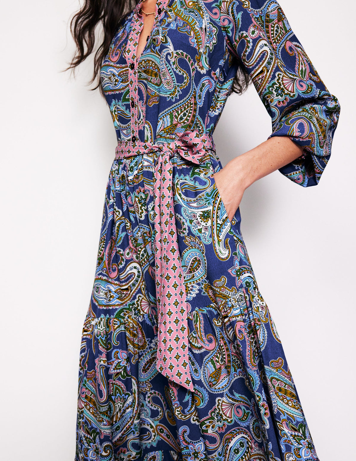 Alba Maxikleid aus Viskose-Mazarinblau, Opulentes Paisleymuster - Image 2