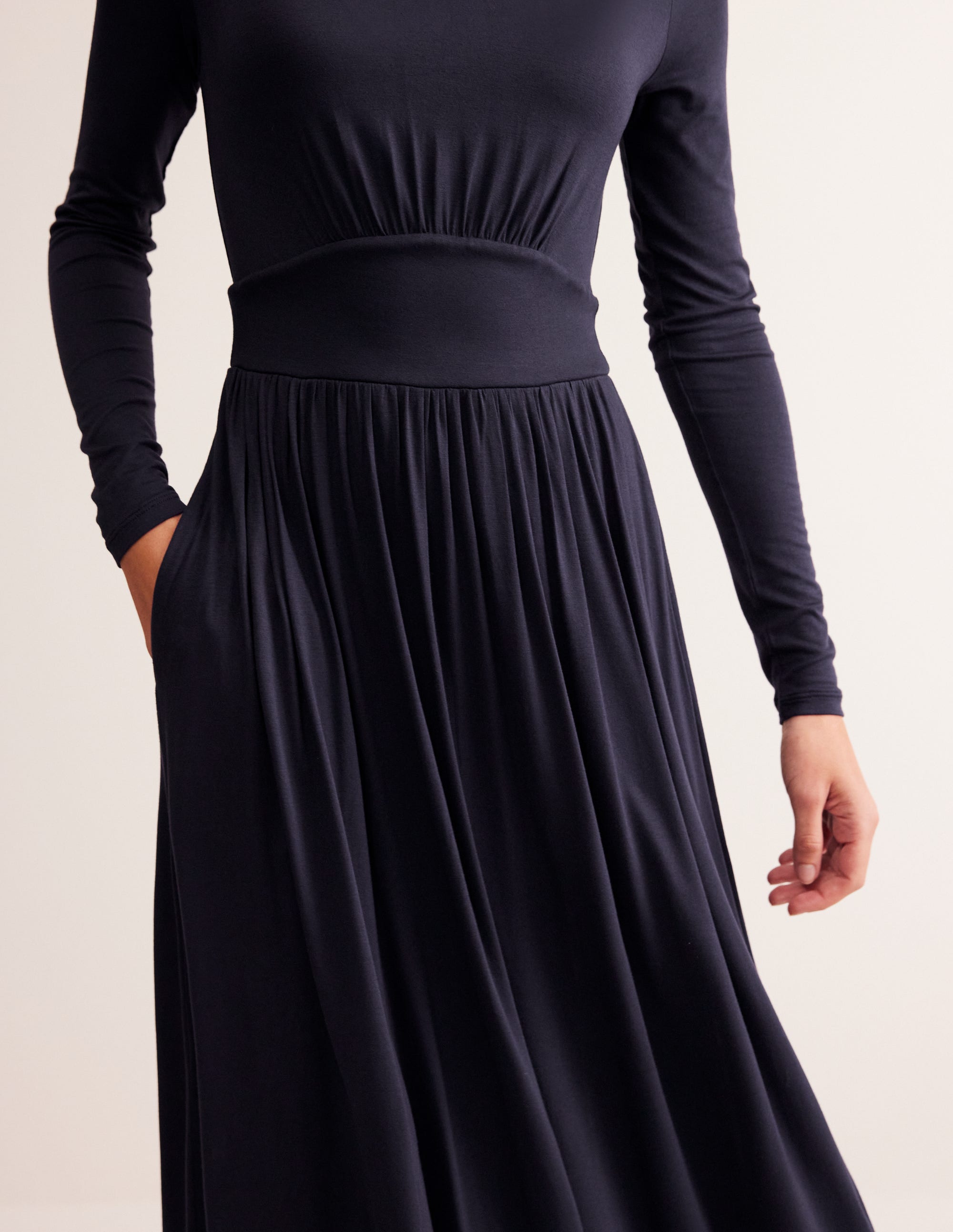 Robe Thea manches longues en jersey-Bleu Marine, Petits Pois - Image 2