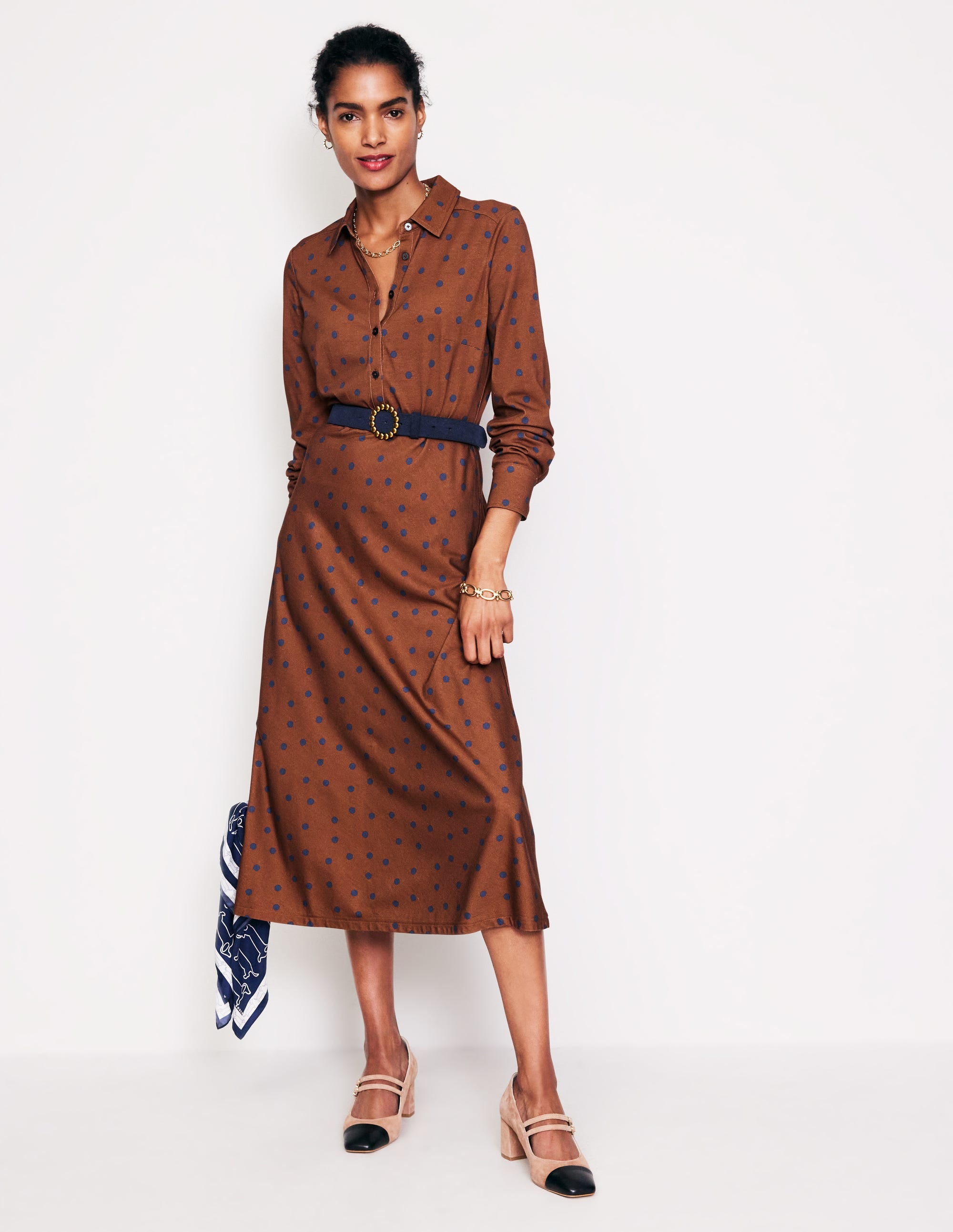 Robe-chemise midi Laura en jersey-Marron automnal, pois épars - Image 4