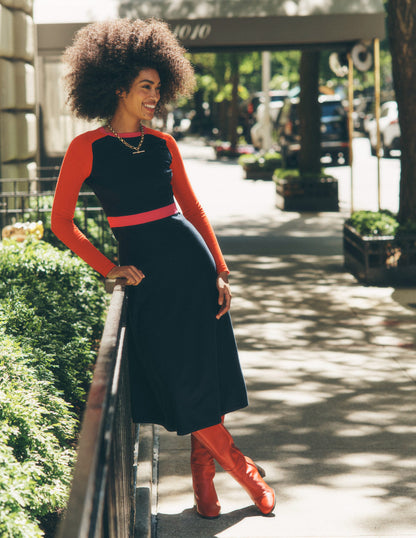 Marta Strick-Midikleid-Marineblau, Rot Blockfarben